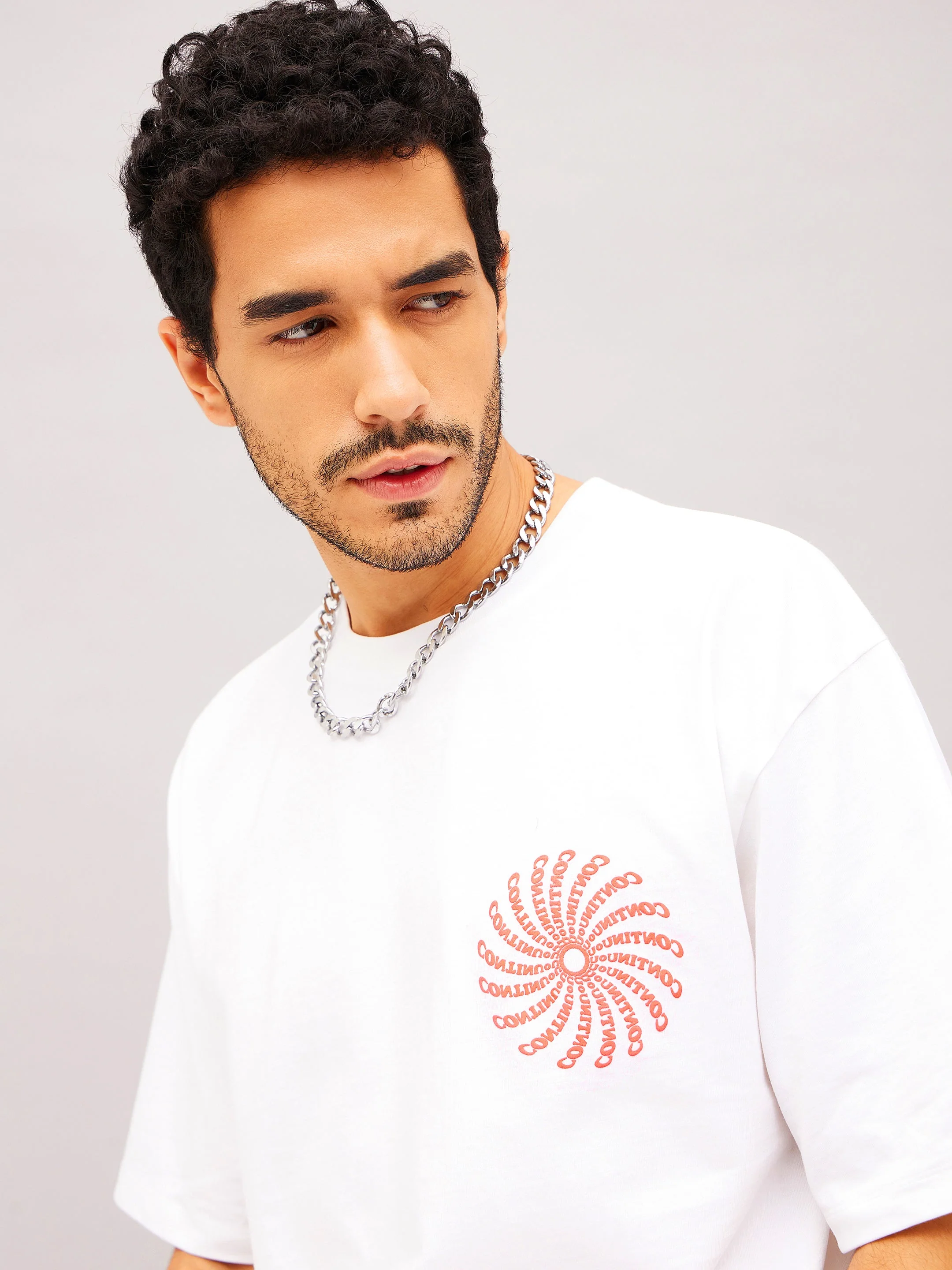 Unisex White Continue Oversized T-Shirt - Image 4
