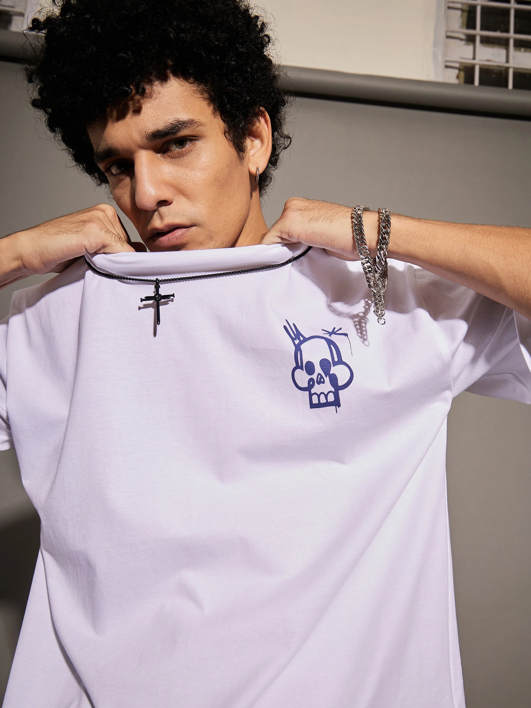 Unisex White No Future Oversized T-Shirt - Image 4