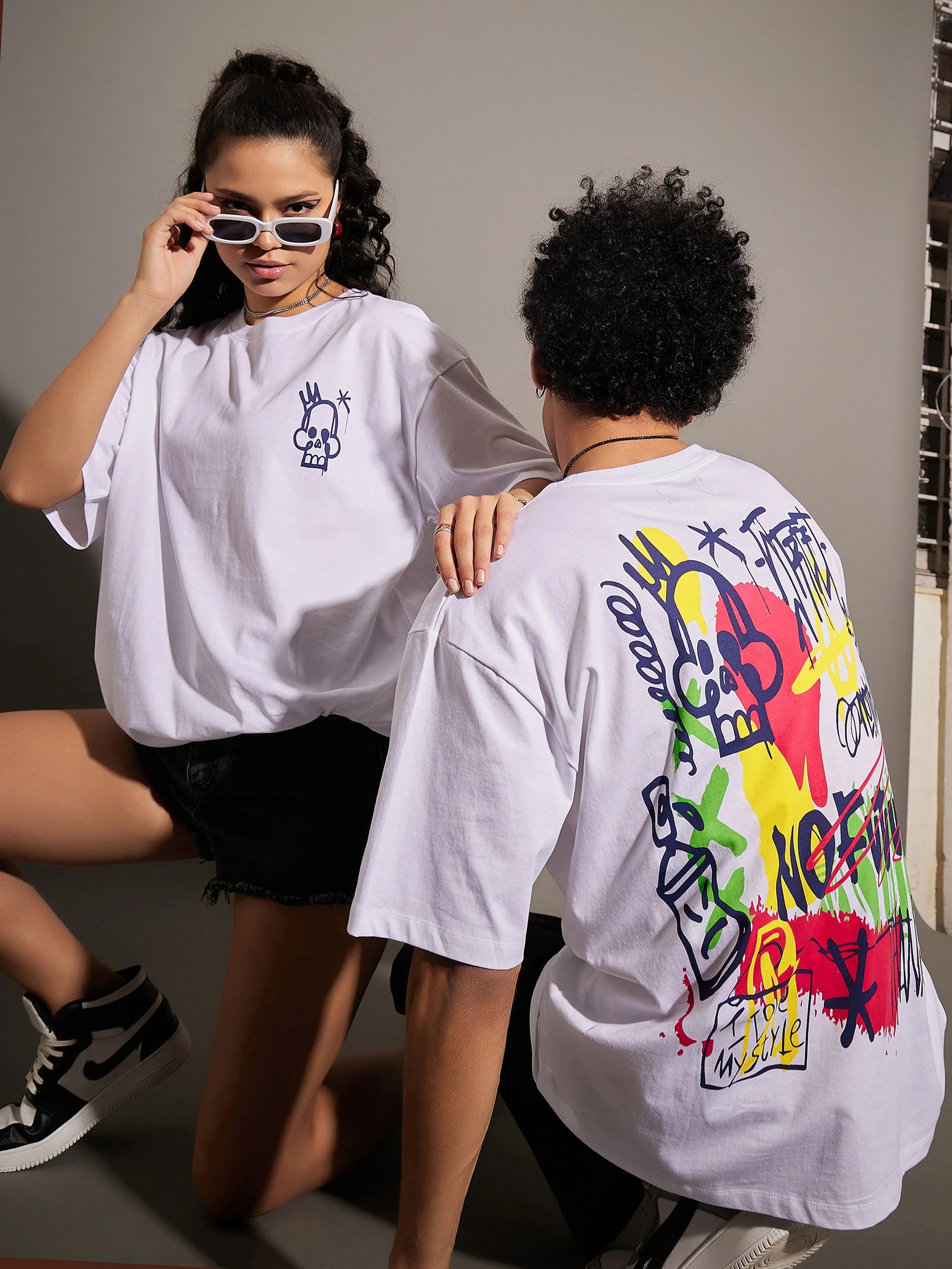 Unisex White No Future Oversized T-Shirt - Image 5