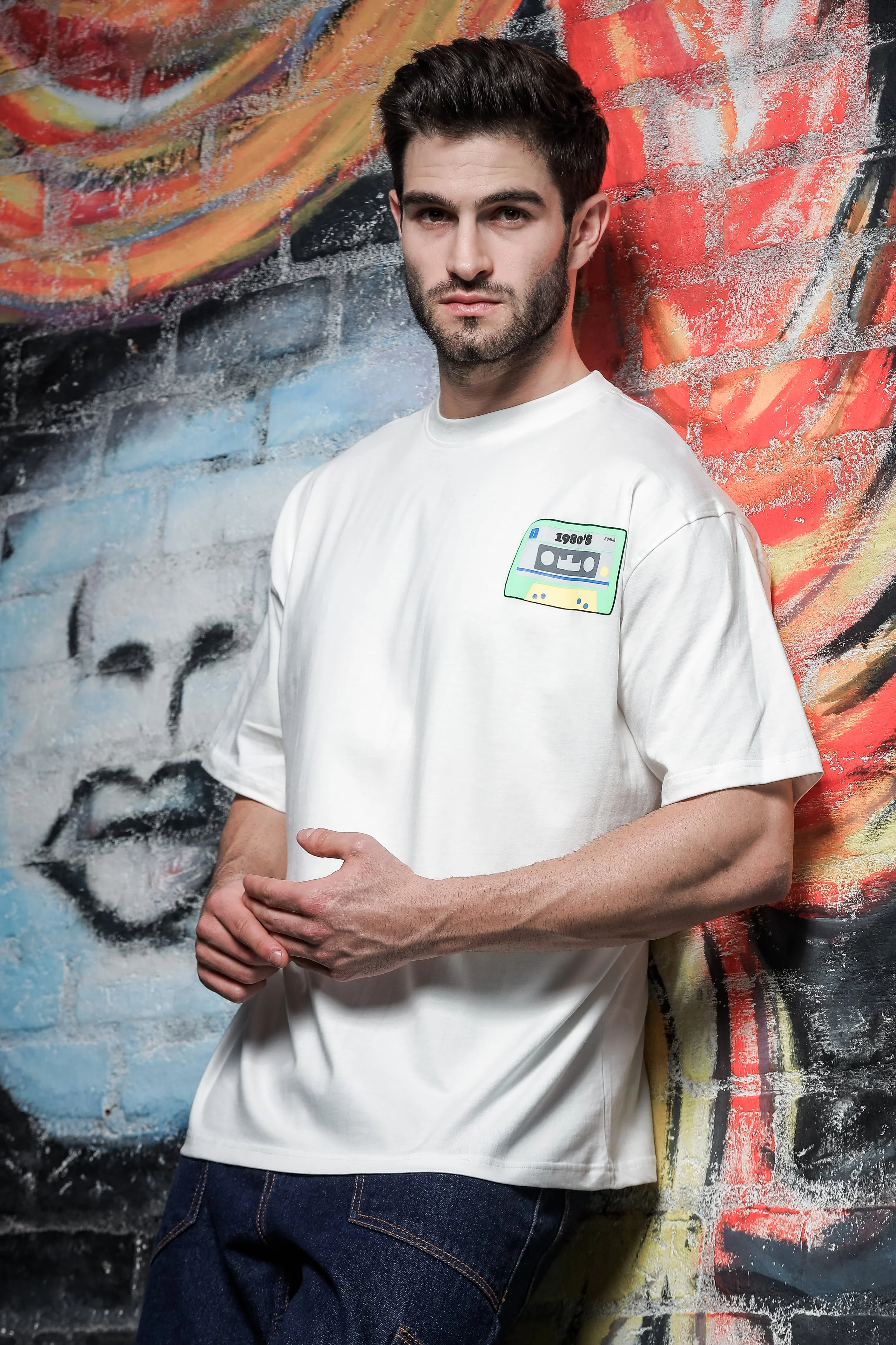 Unisex White Oversized Vintage T-shirt - Image 4
