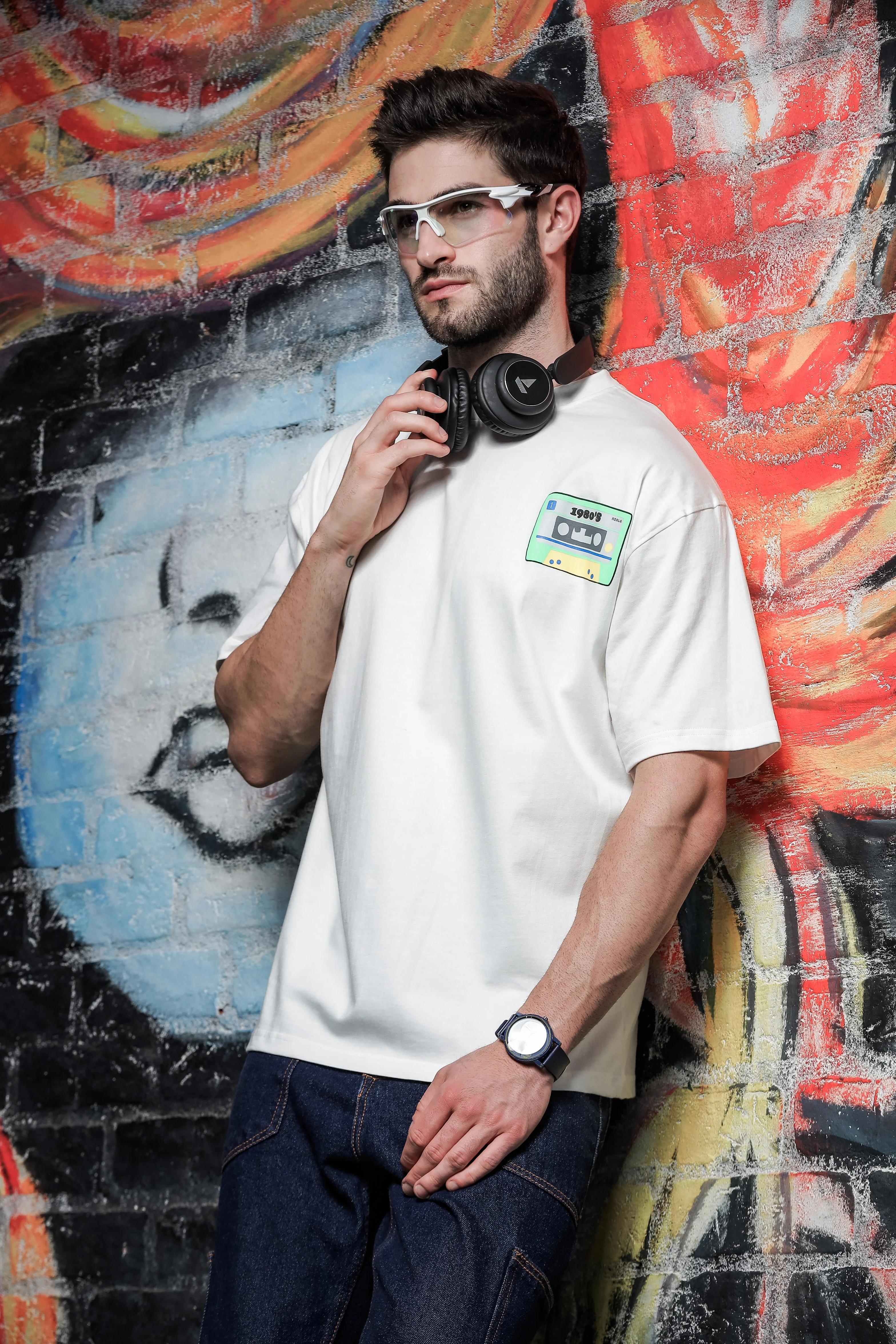 Unisex White Oversized Vintage T-shirt - Image 9