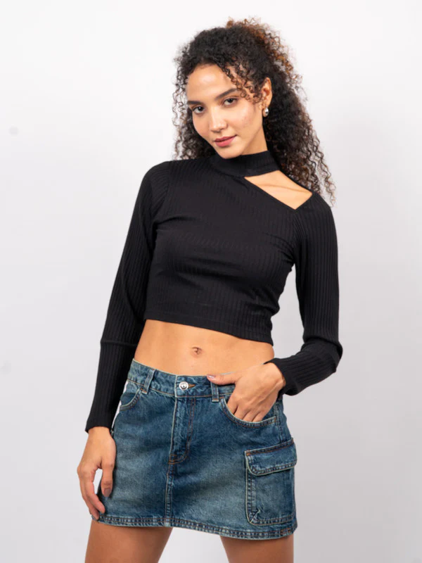 Women Black Cut-Out Fitted Top - Image 5