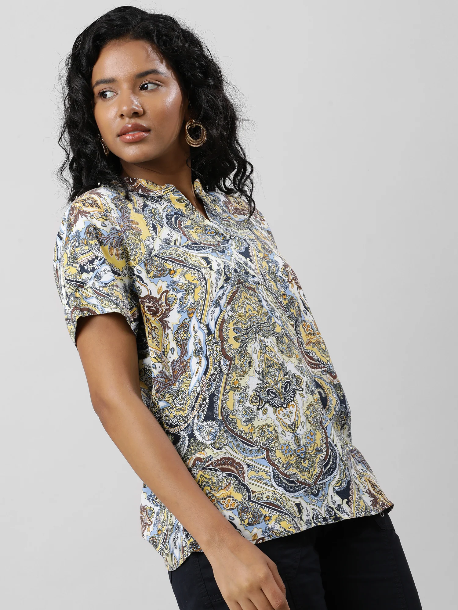 Women Abstract Stripe Top - Image 5