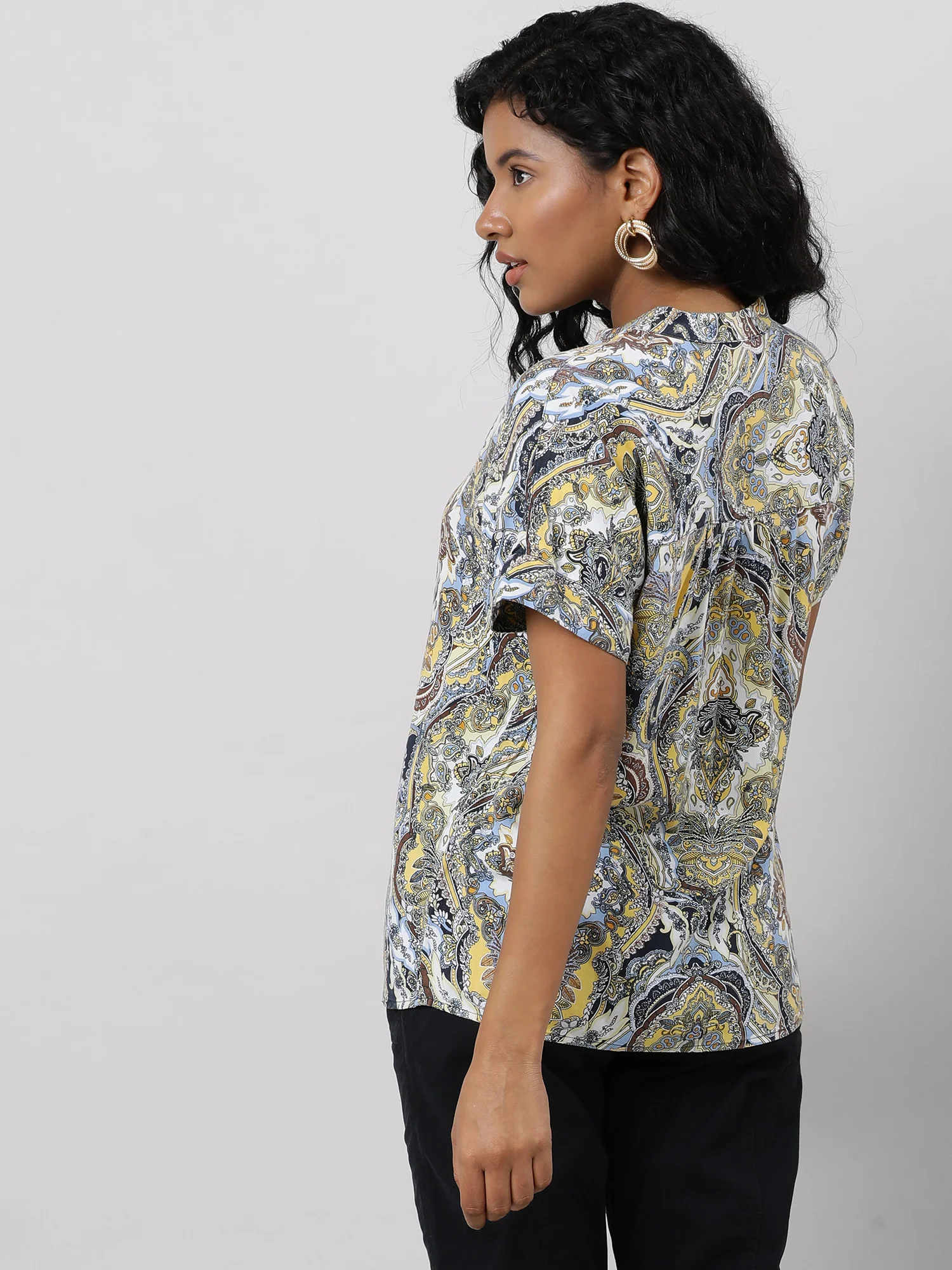 Women Abstract Stripe Top - Image 8