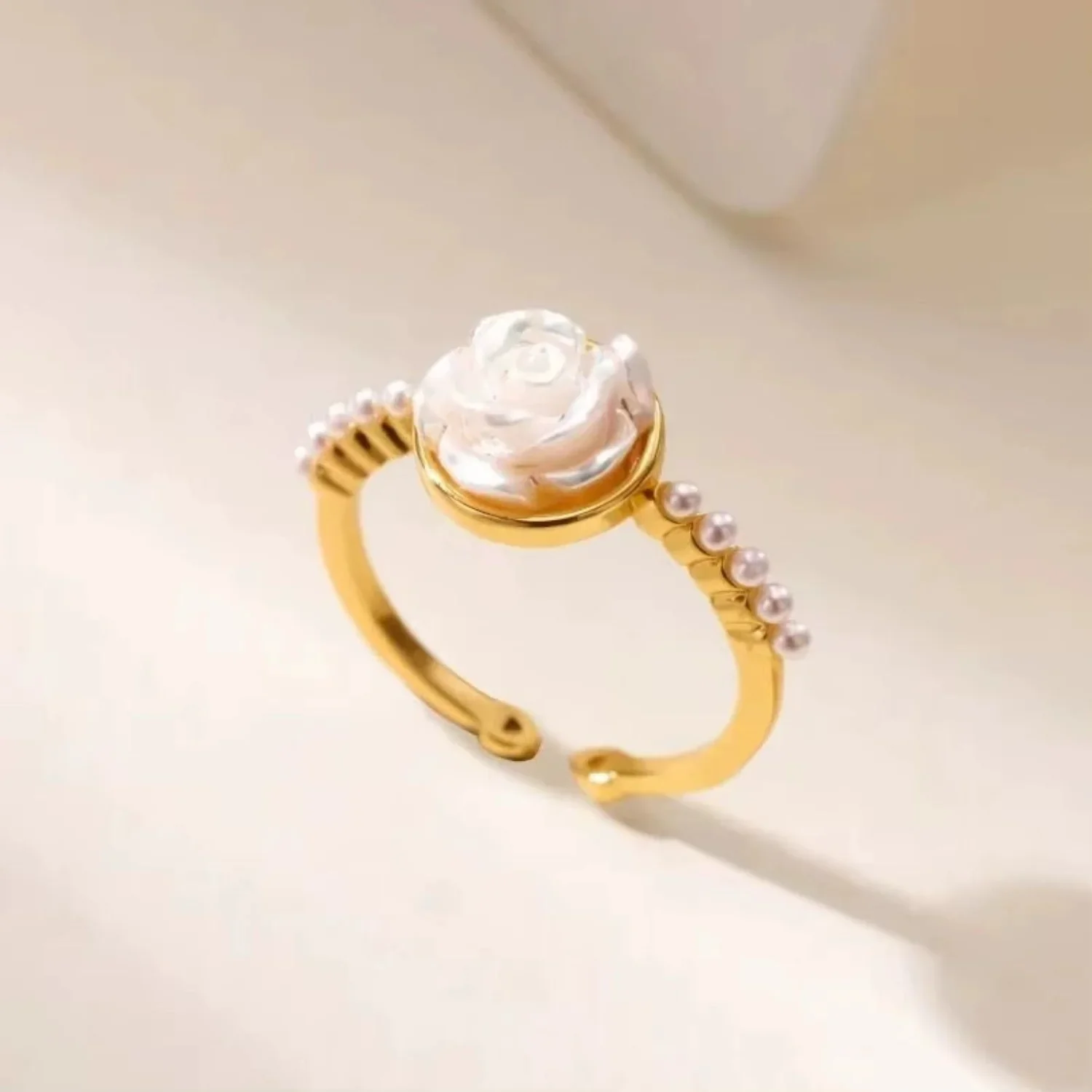 White Rose Pearl Gold Ring - Image 2