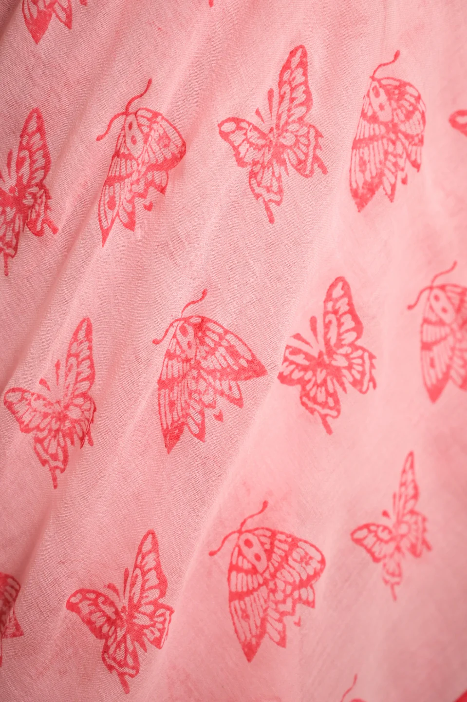 Winx Club Baby Pink Handloom Mul Cotton Saree with Handblock-Printed Butterfly Motifs - Image 5