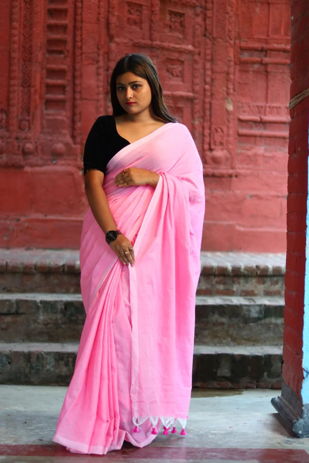Women Baby Pink Solid Cotton Saree - Image 3