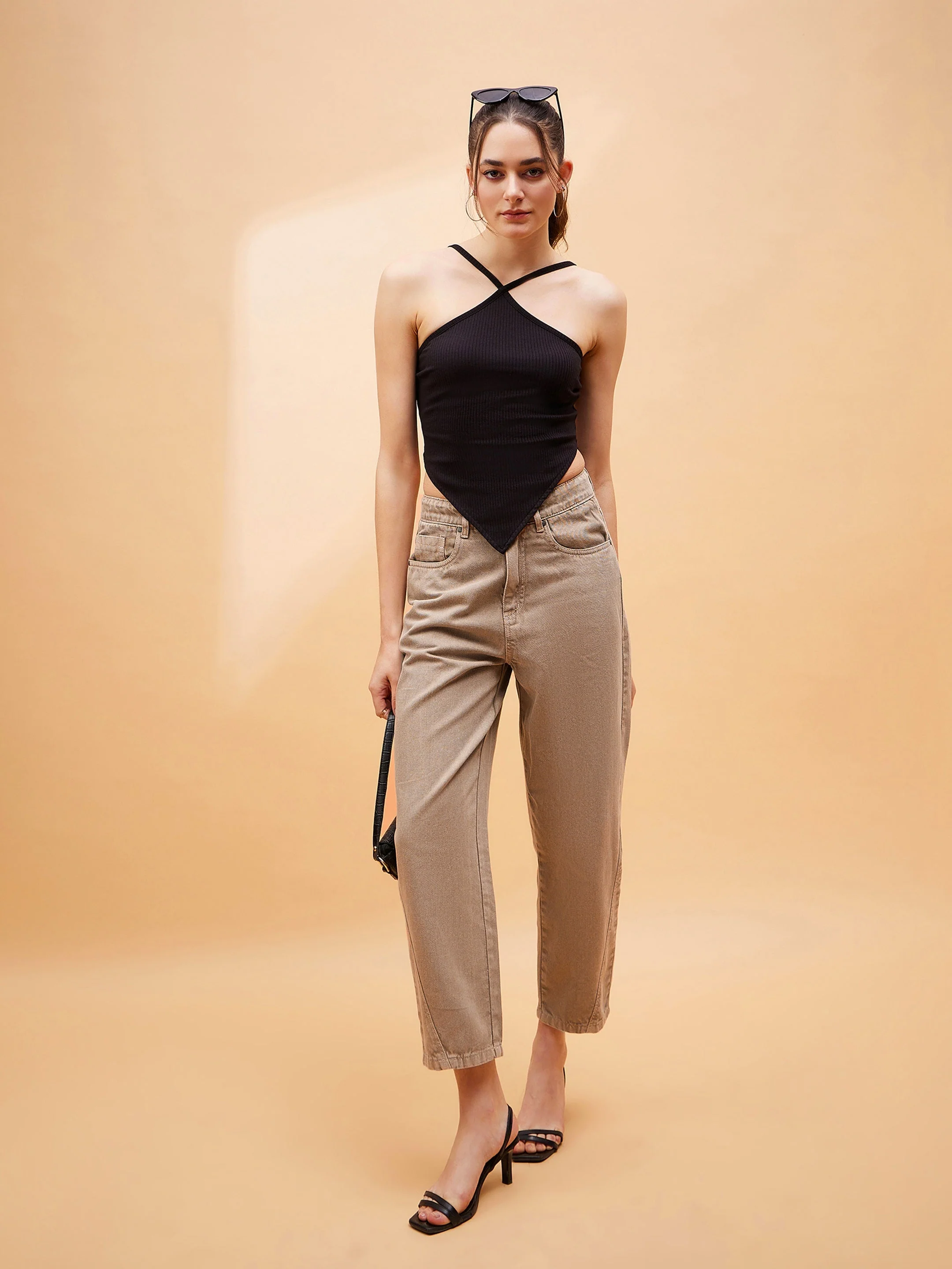 Women Beige Balloon Fit Jeans - Image 6