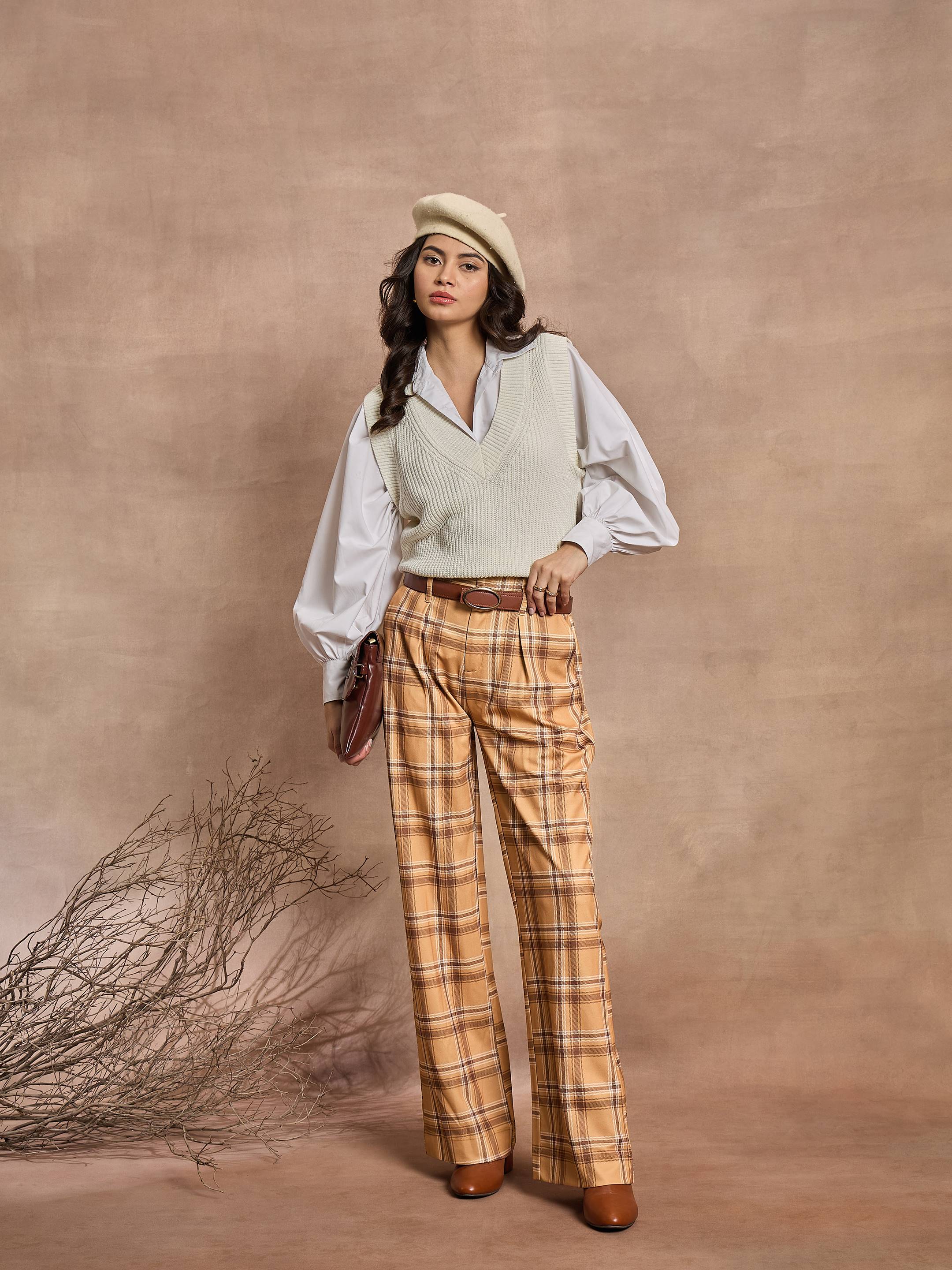 Women Beige Check High Rise Wide Leg Pants - Image 2