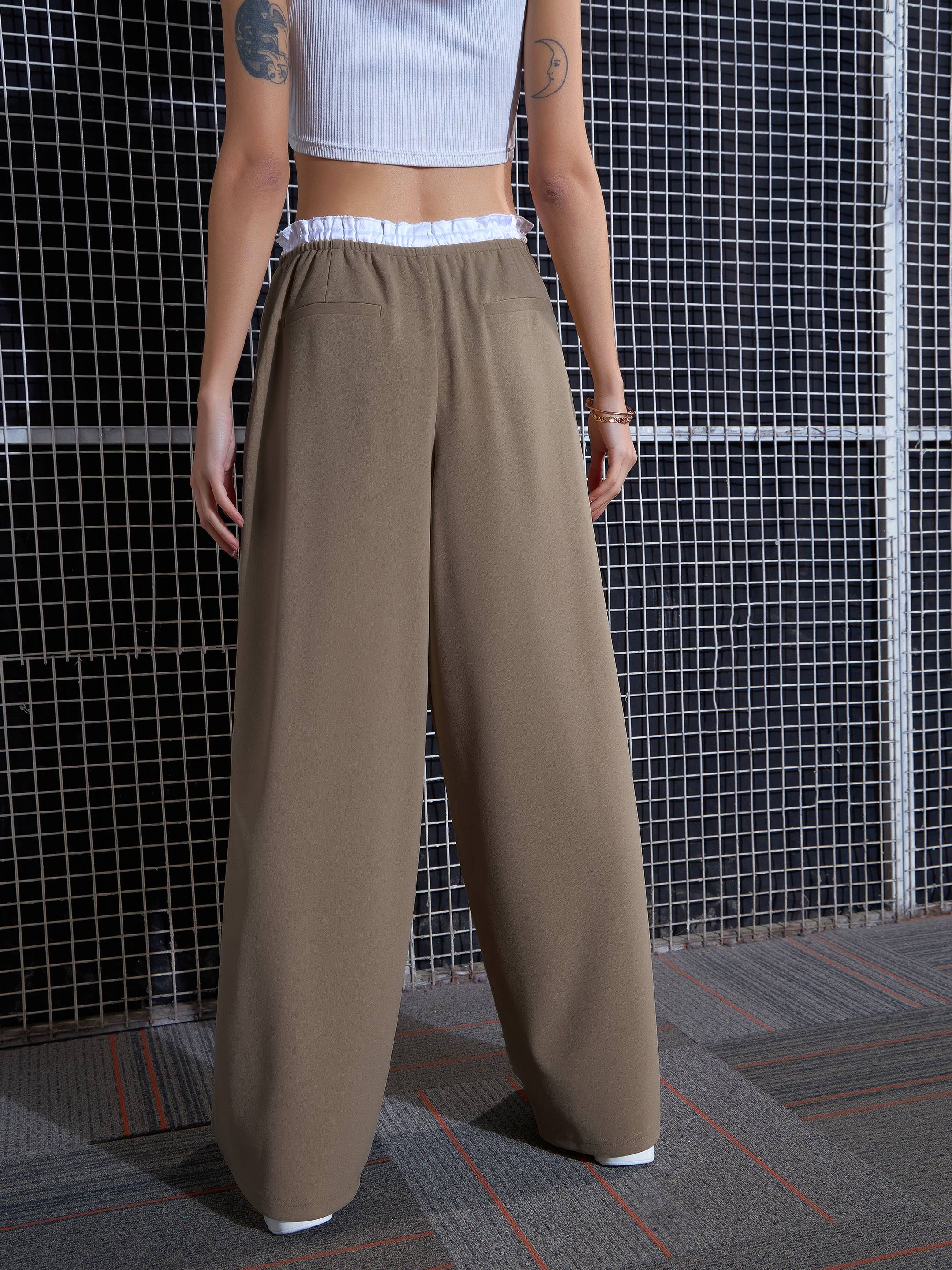 Women Beige Contrast Paperback Waist Pants - Image 3