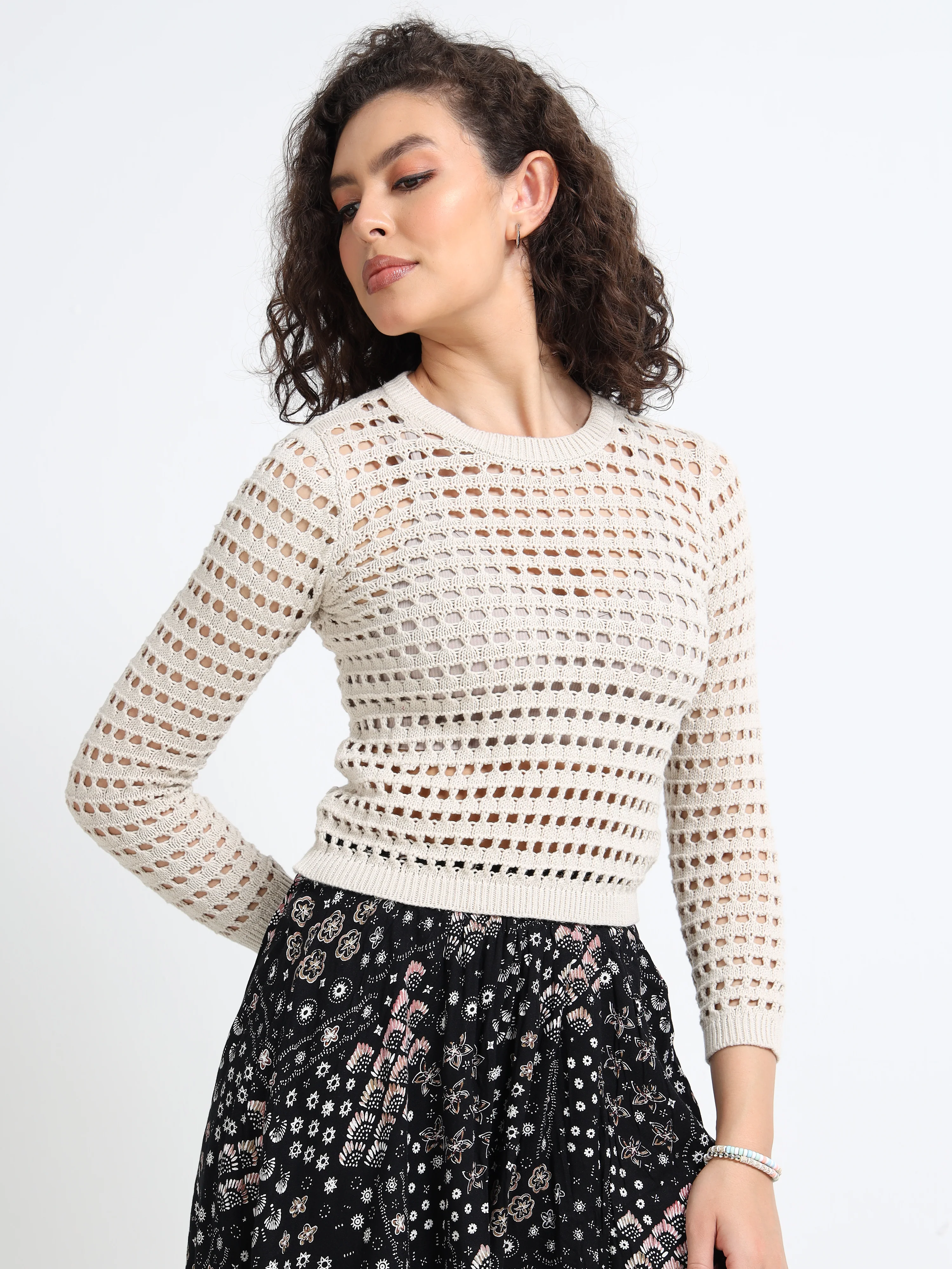 Women Beige Crochet Sweater - Image 6
