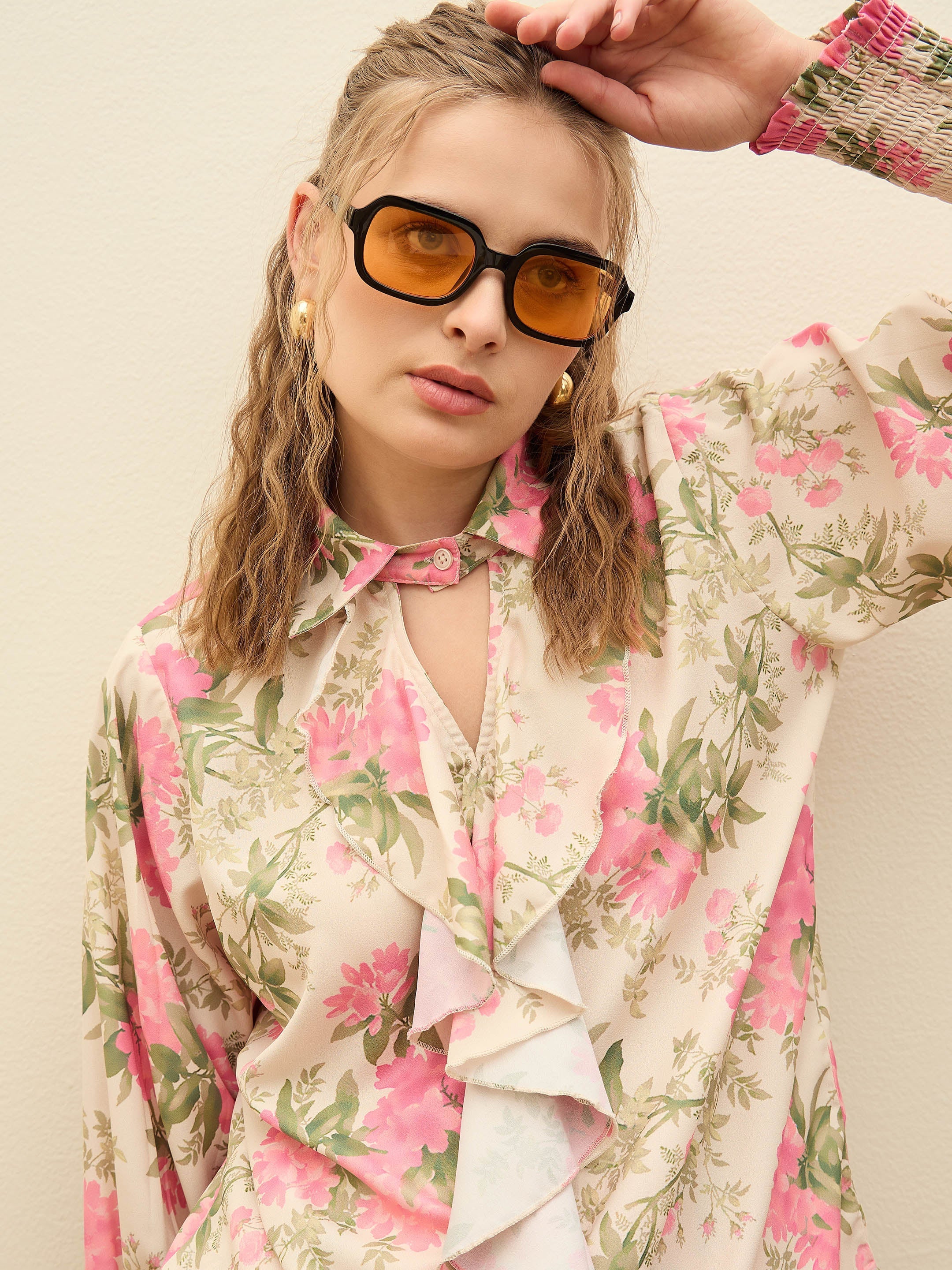 Women Beige Floral Top With Flared Pants - Image 4