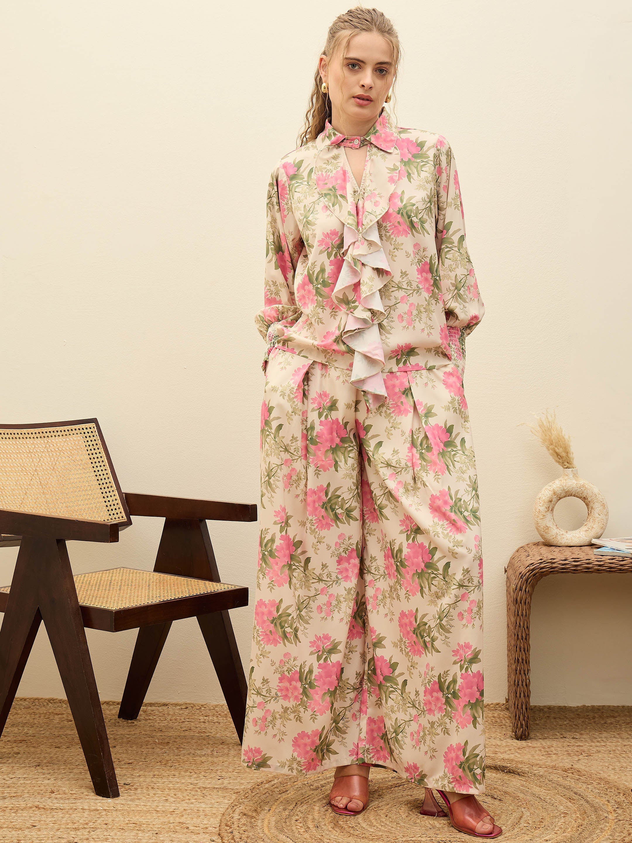 Women Beige Floral Top With Flared Pants - Image 5