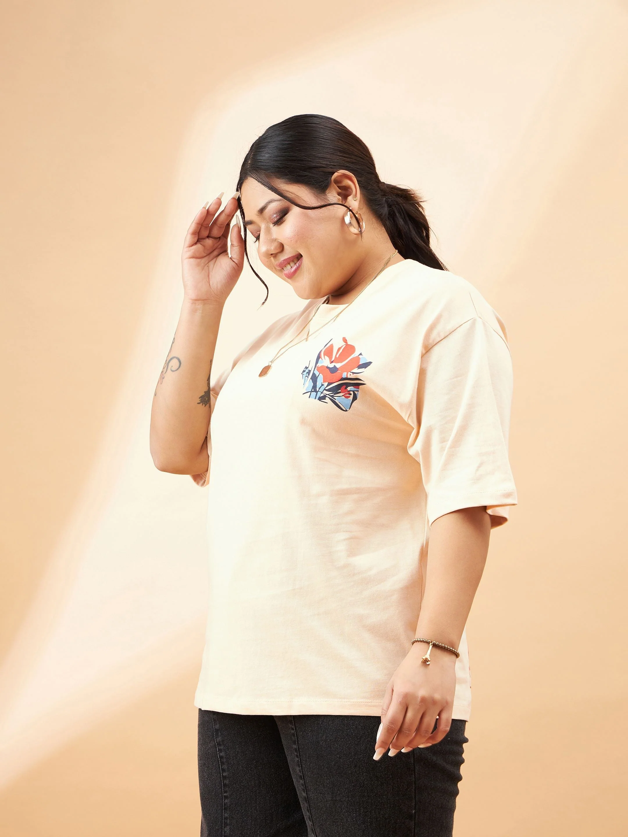 Women Beige Graphic Floral Printed T-Shirt - Image 3