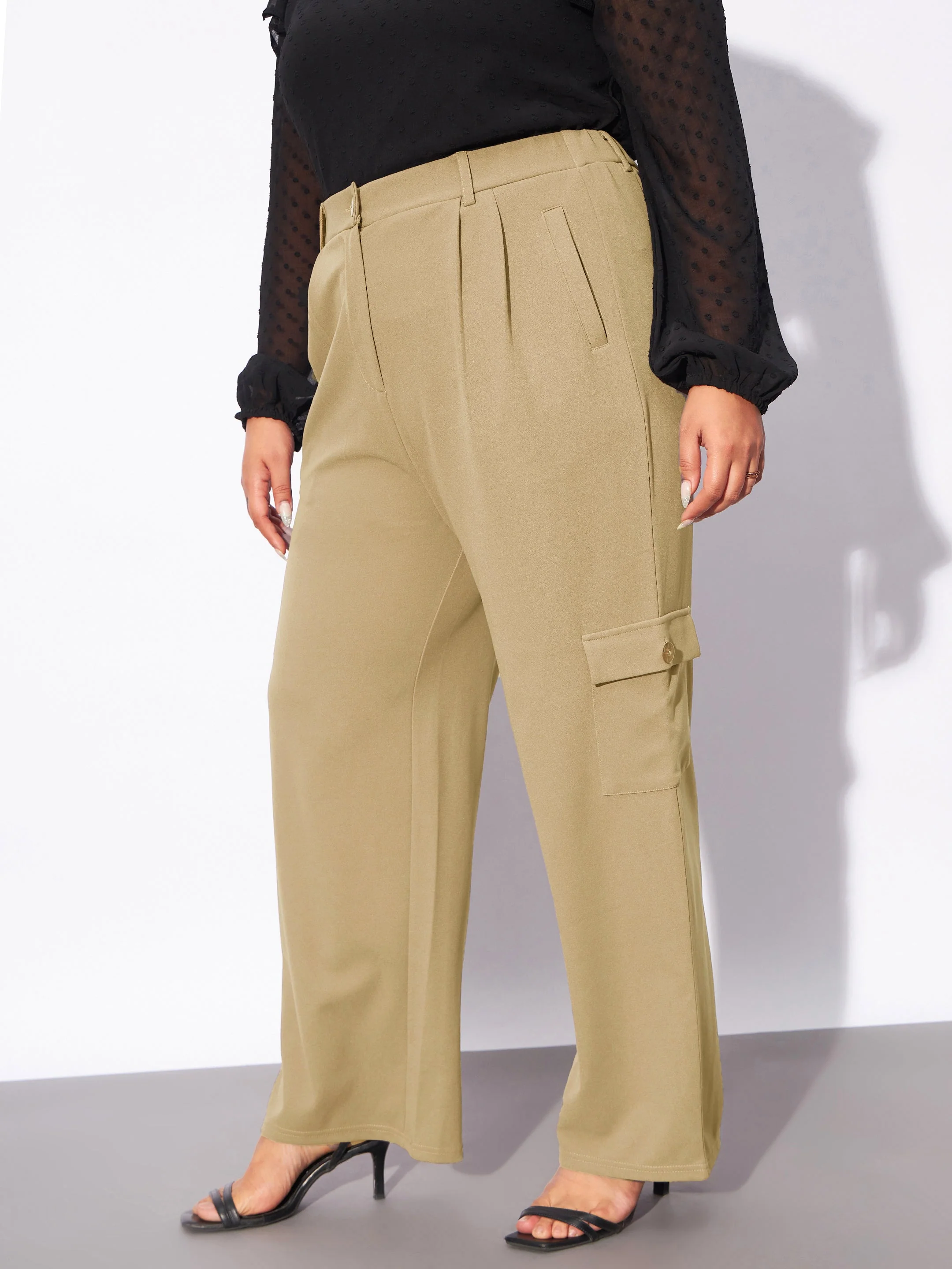 Women Beige Multi Pockets Cargo Pants - Image 3