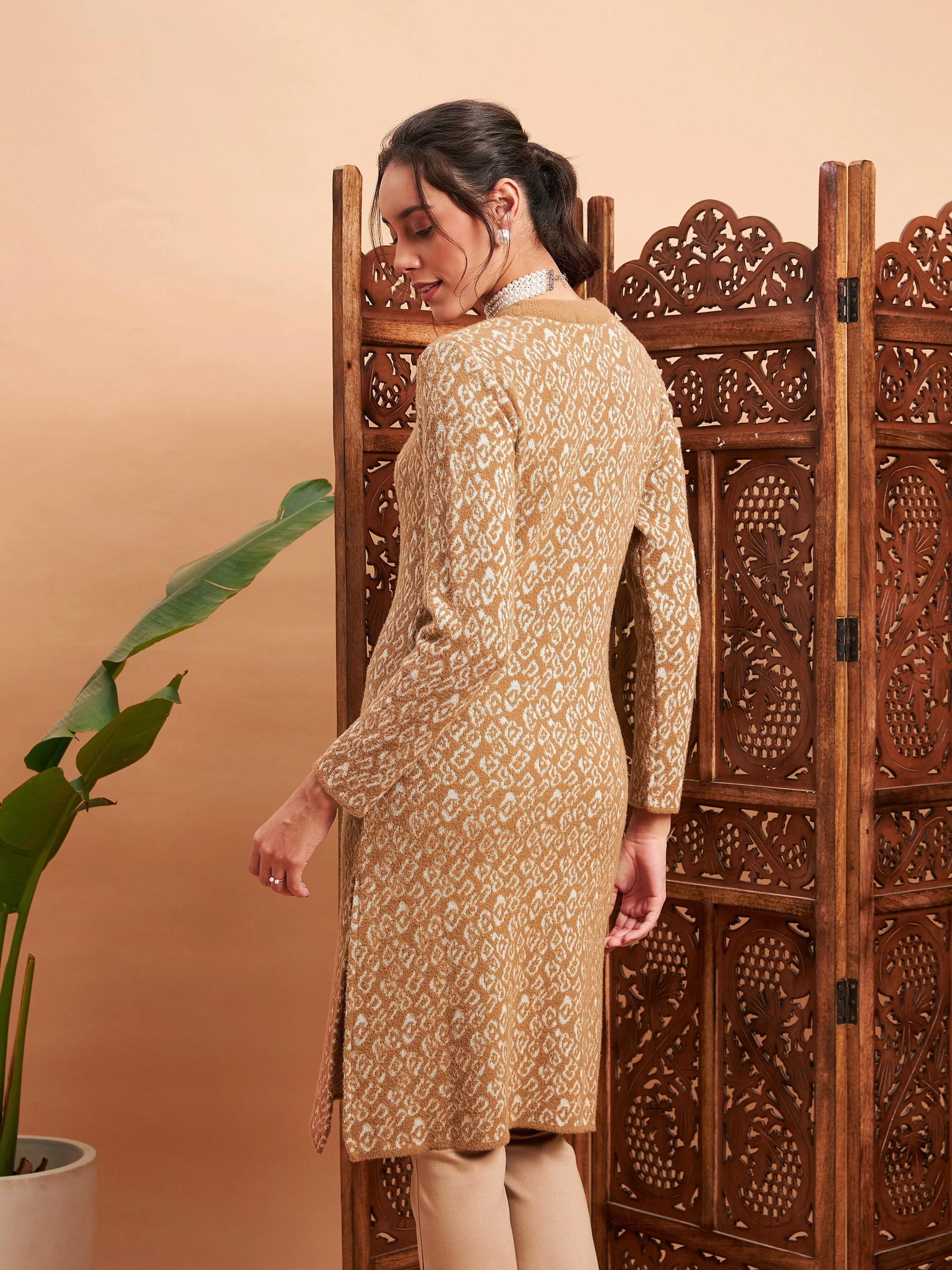 Women Beige & Off White Hair Wool Straight Kurta - Image 5