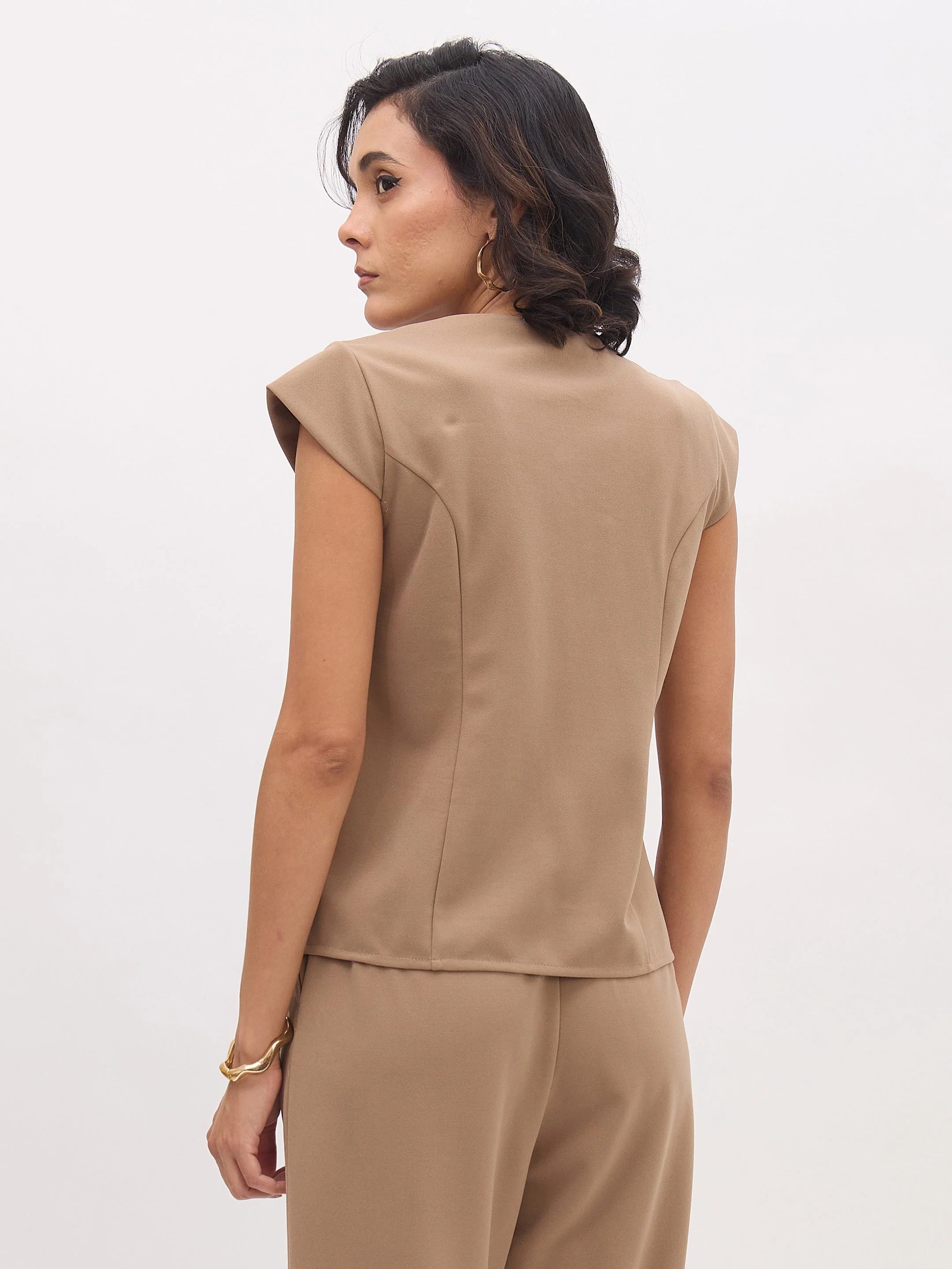 Women Beige PeterPan Collar Cap Sleeve Button Top - Image 5