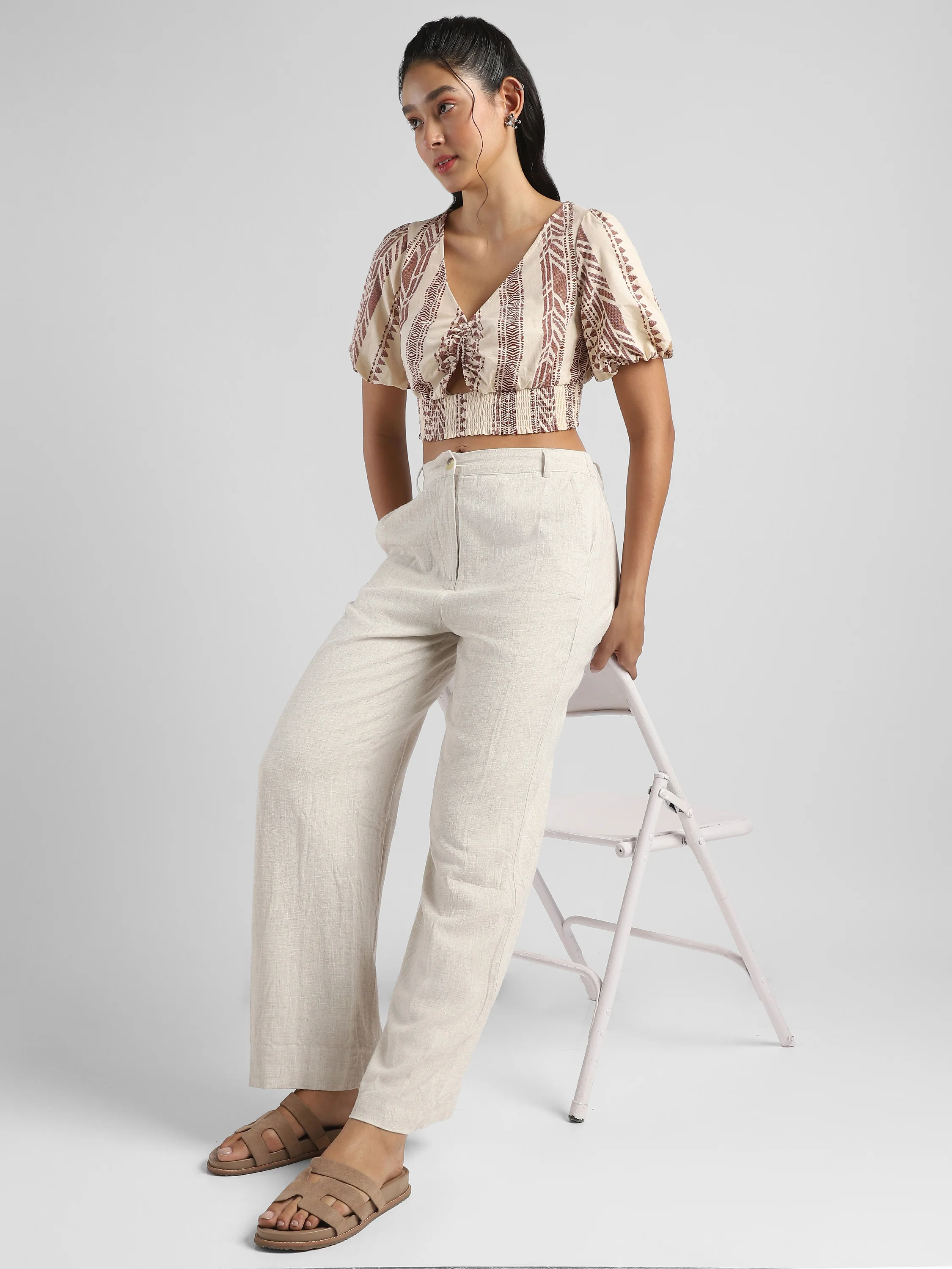 Women Beige Printed Crop Top - Image 4