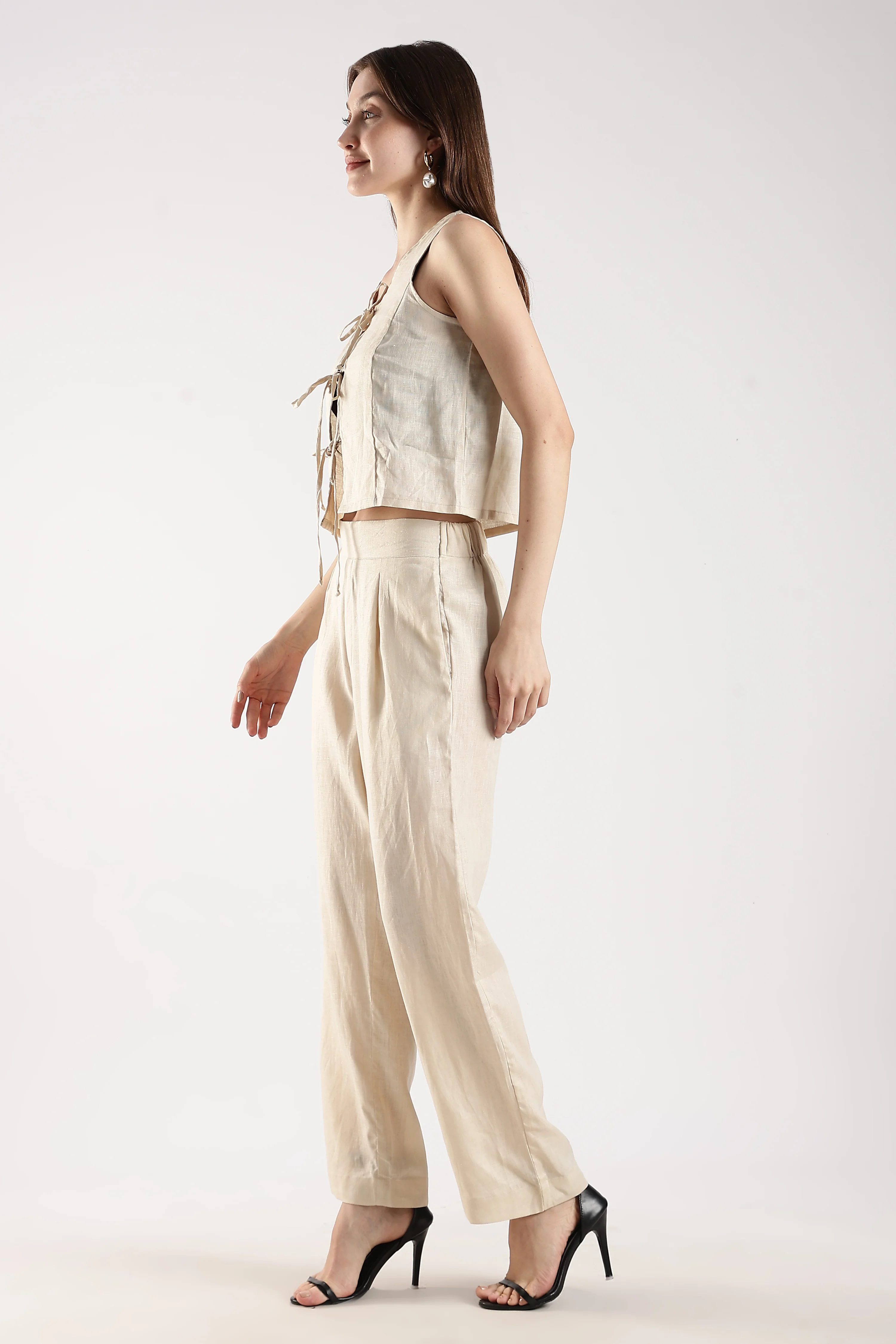 Women Beige Pure Linen Trousers - Image 4