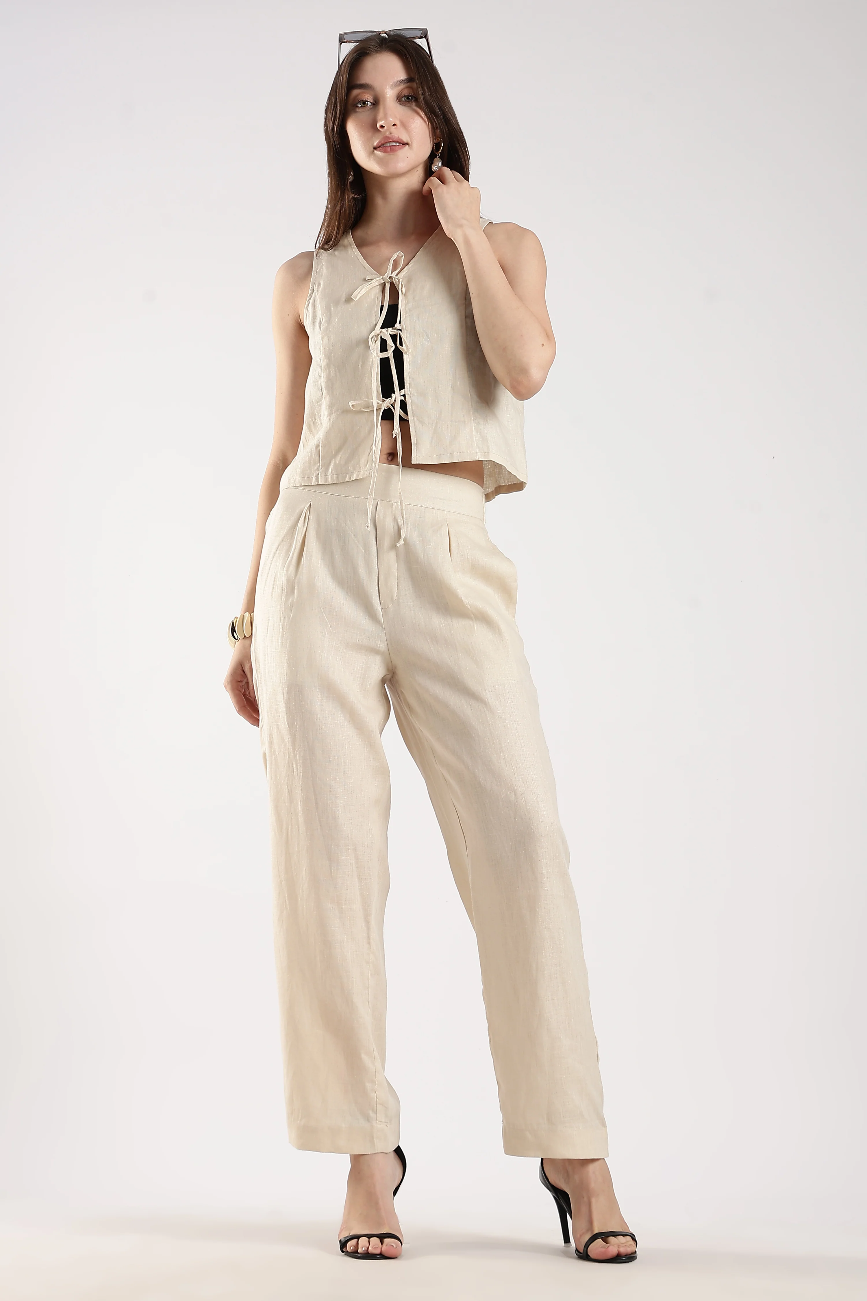 Women Beige Pure Linen Trousers - Image 5