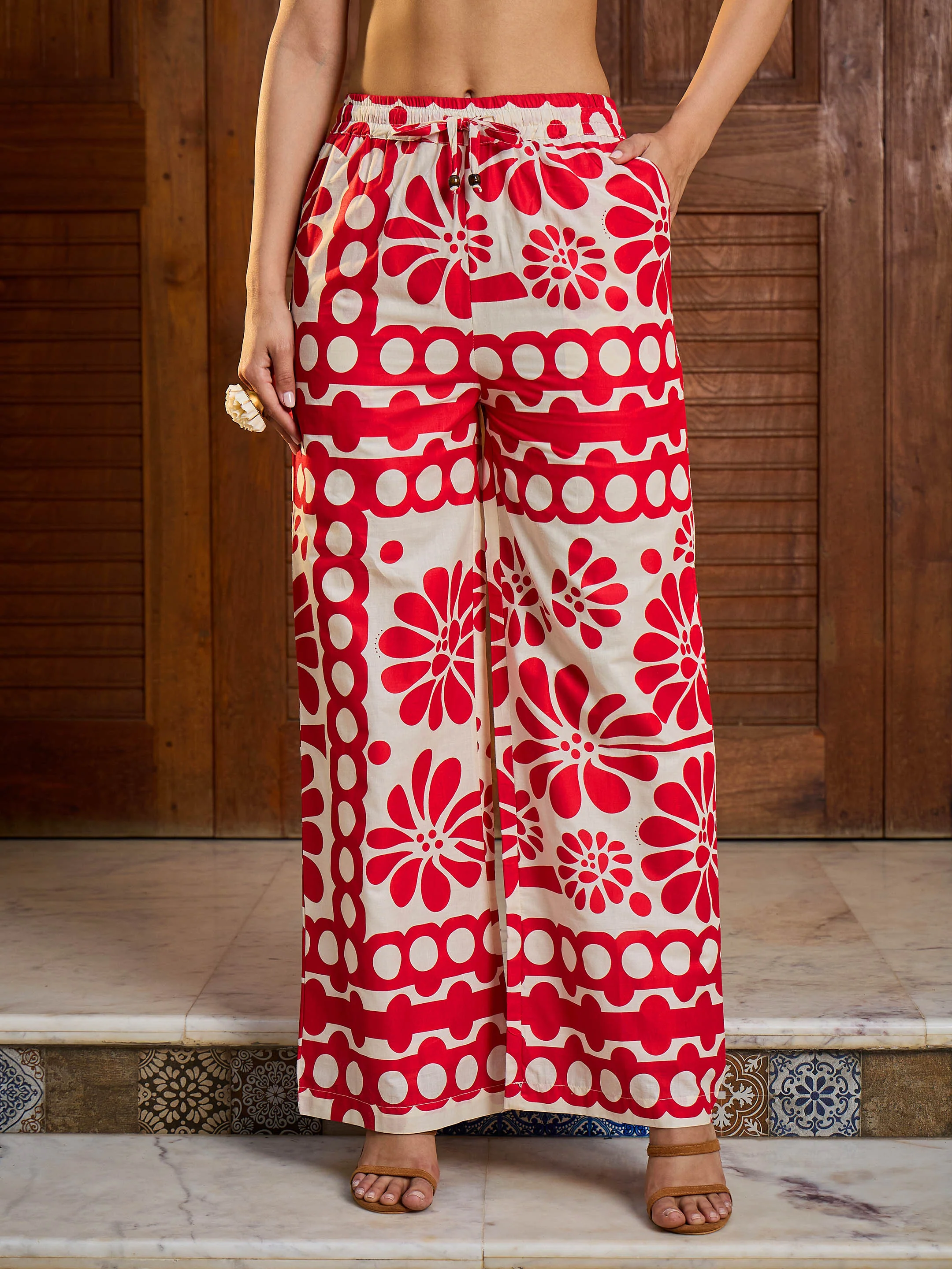 Women Beige & Red Floral Shirt With Pants - Image 3
