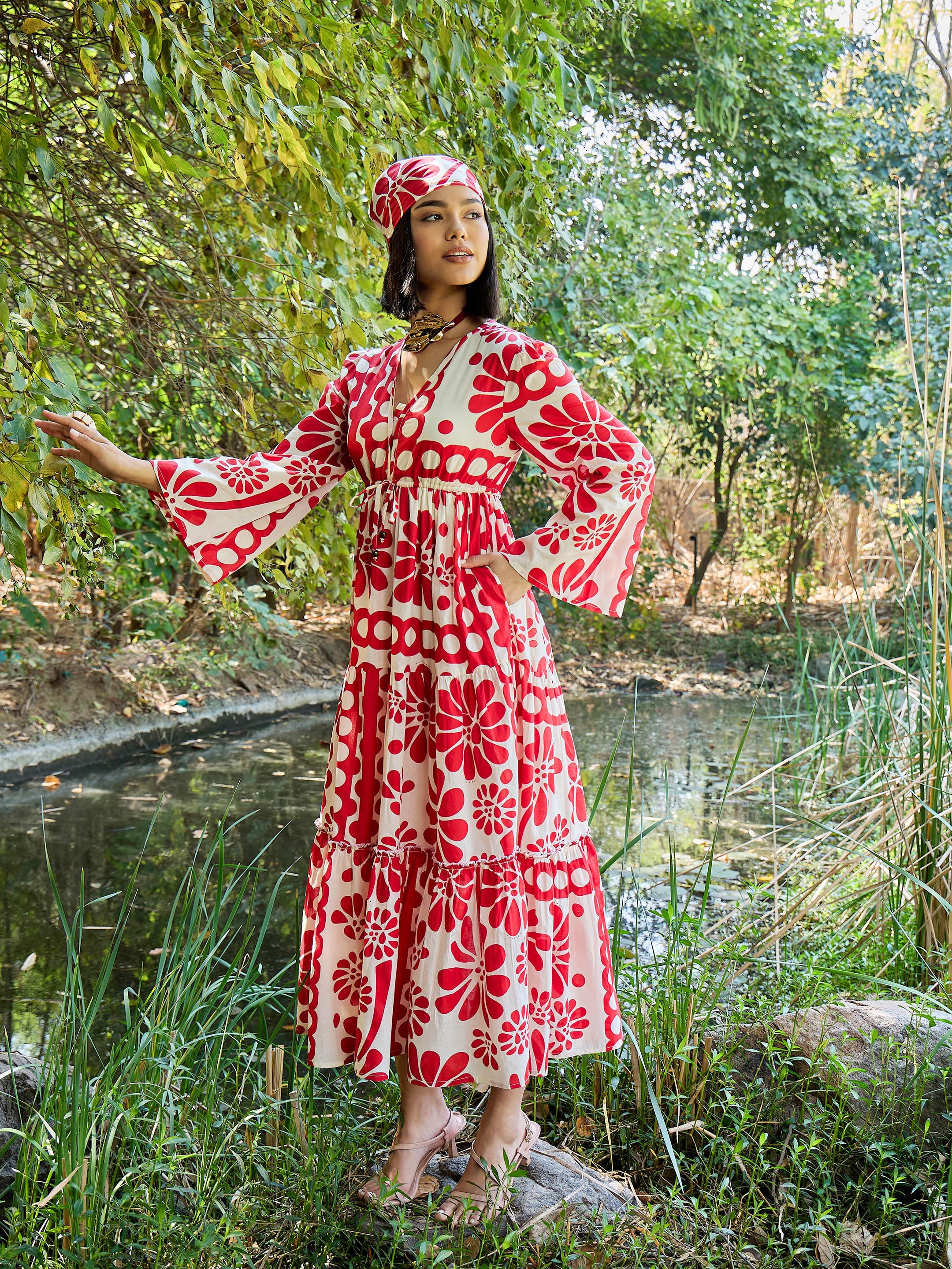 Women Beige & Red Floral V Neck Waist Tie Knot Midi Dress - Image 5