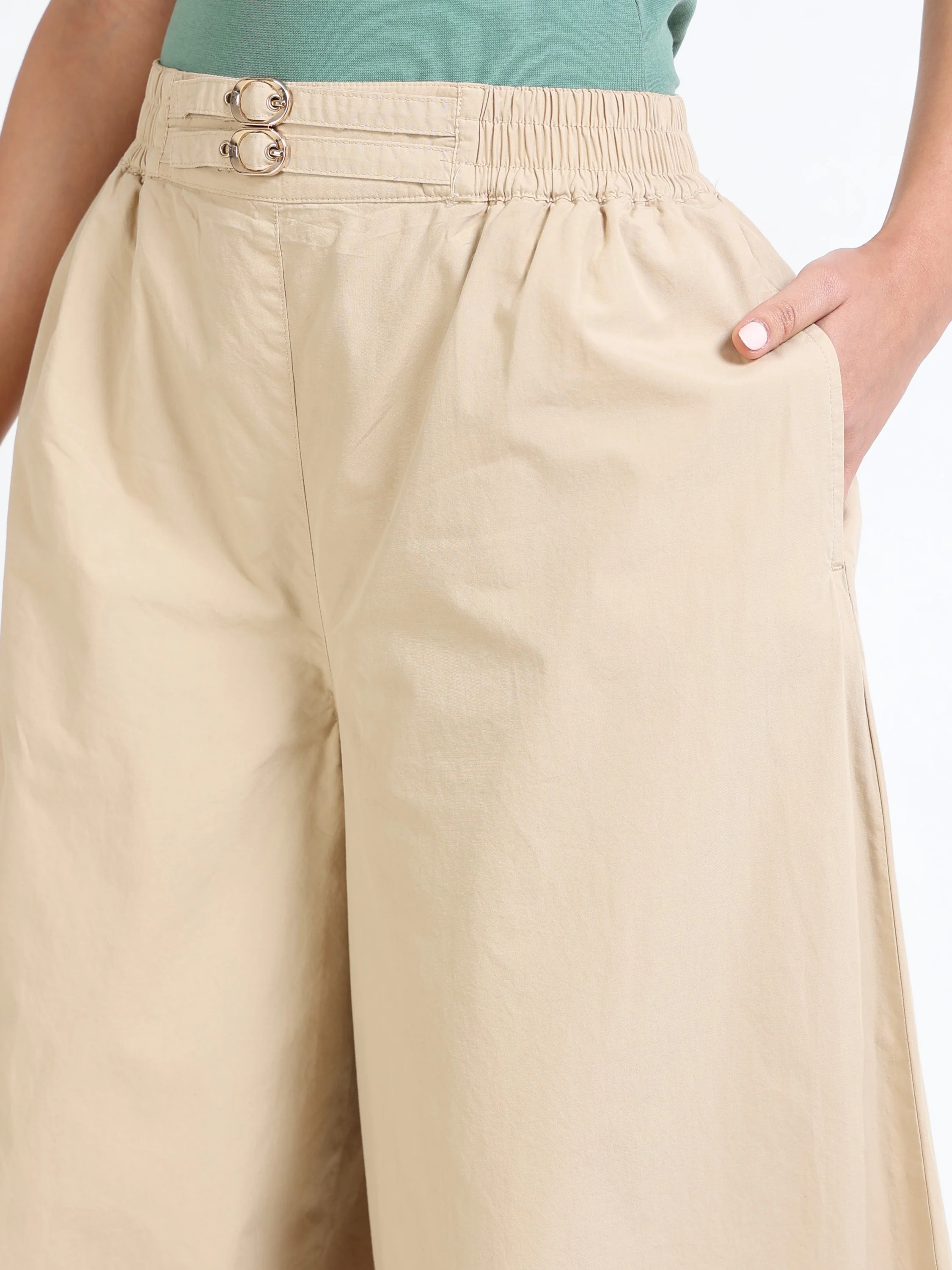 Women Beige Balloon Fit Pants - Image 3