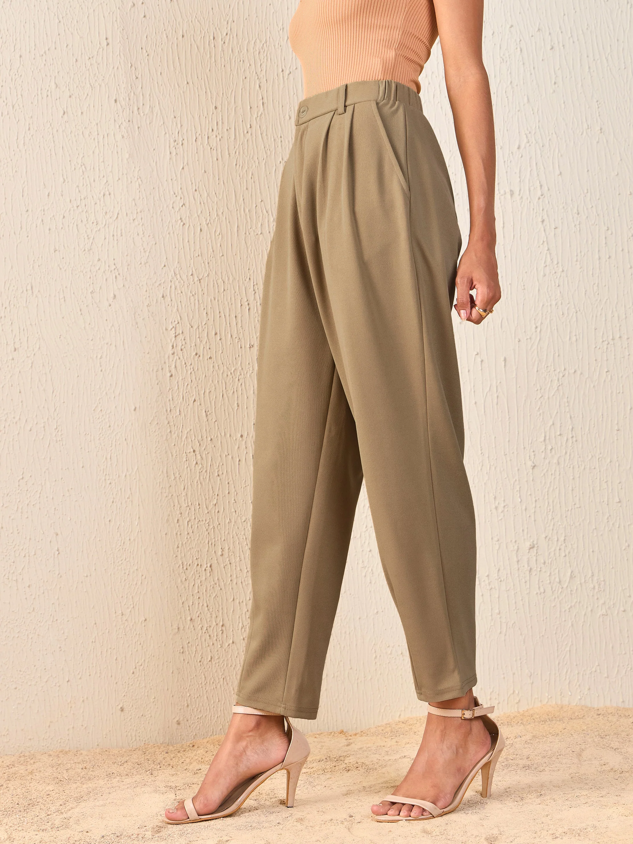 Women Beige Tapered Pants - Image 6
