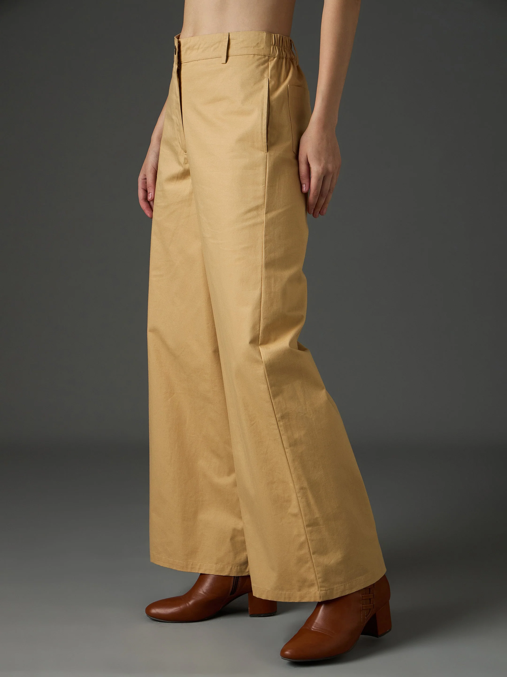 Women Beige Twill Flared Pants - Image 3