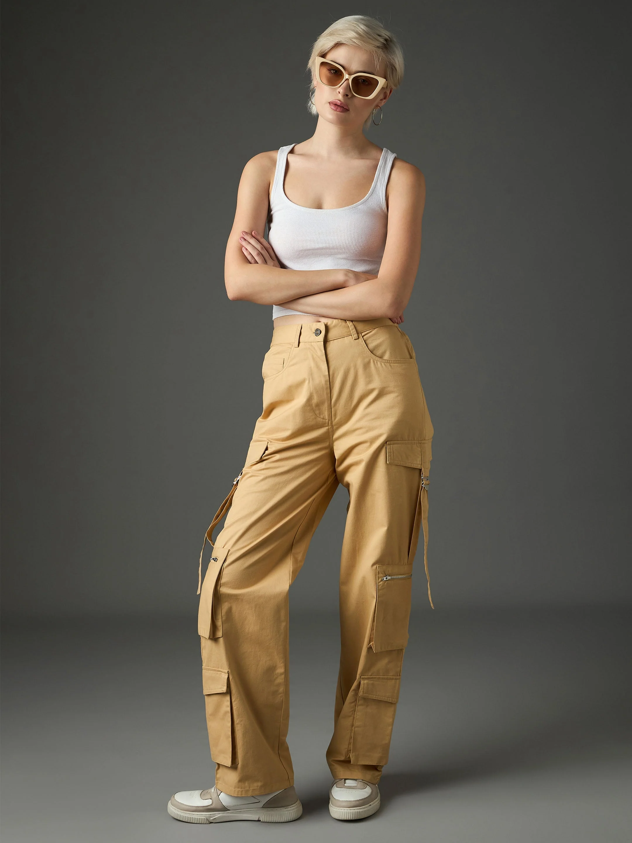 Women Beige Twill Zipper Pocket Cargo Straight Pants - Image 2