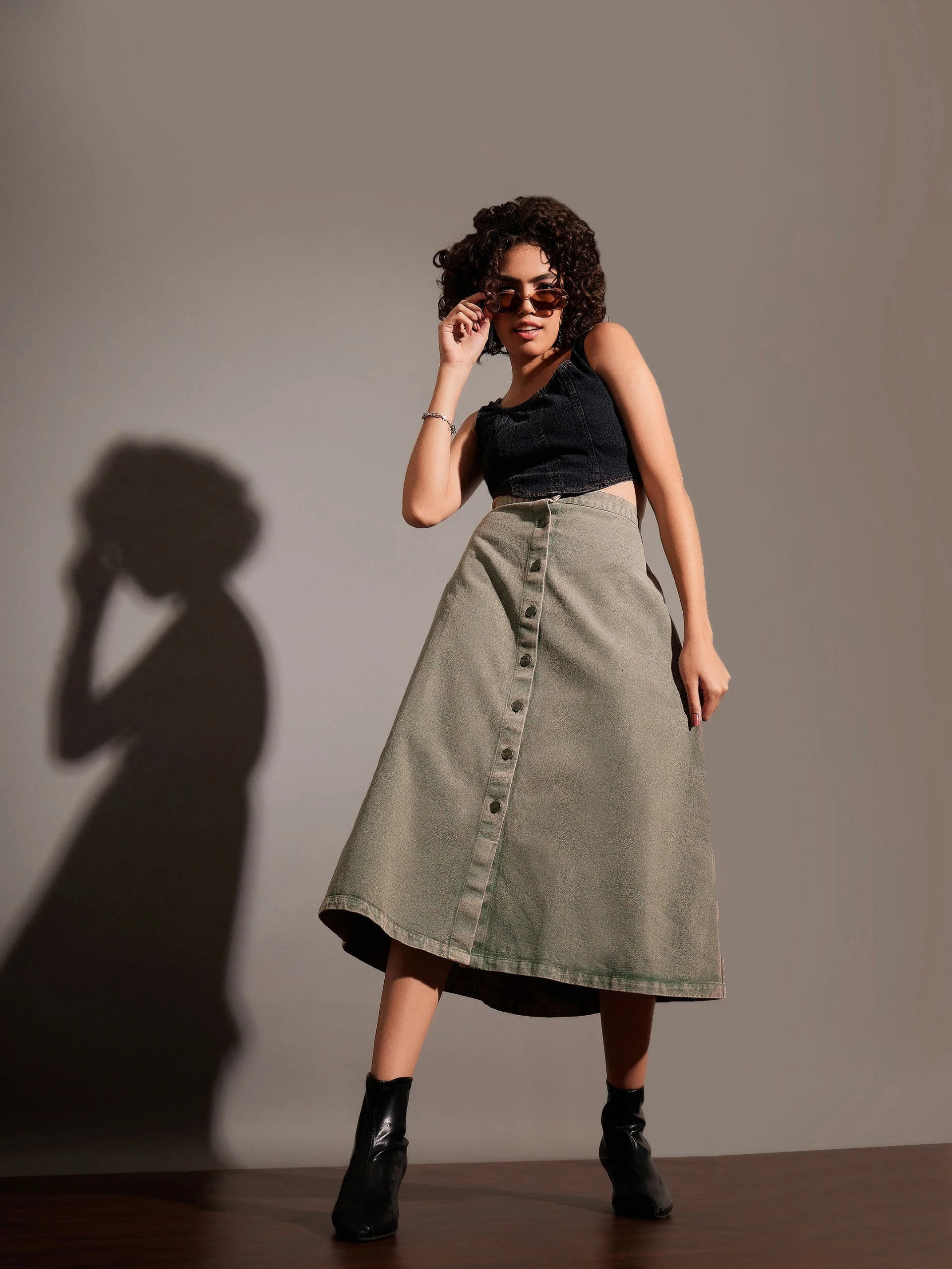 Women Beige Washed Denim A-Line Skirt - Image 2