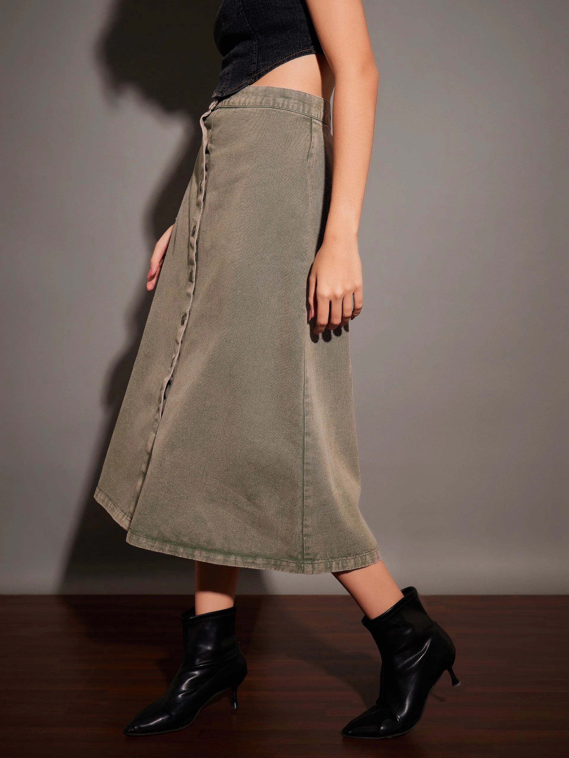Women Beige Washed Denim A-Line Skirt - Image 3