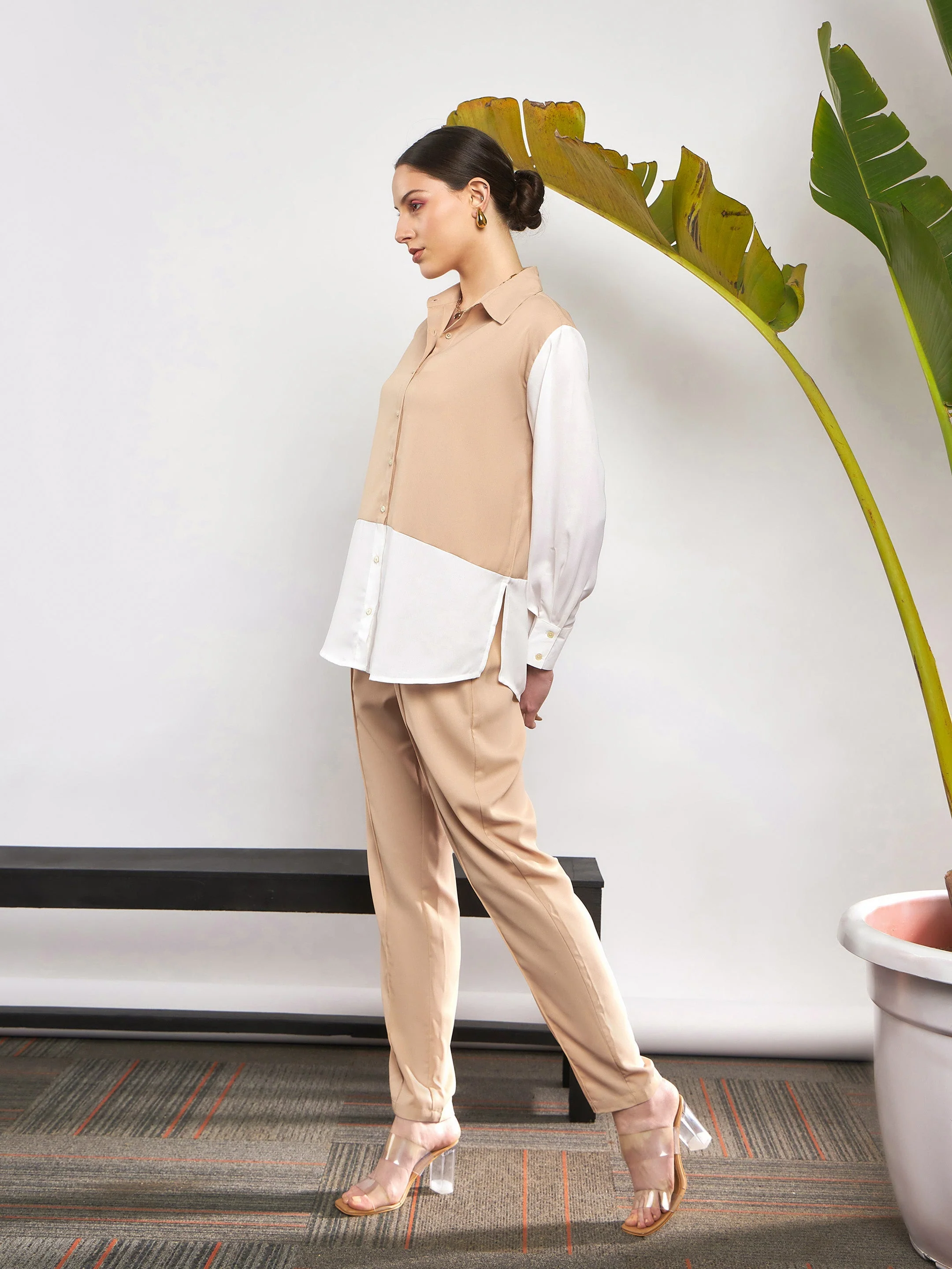 Women Beige & White ColorBlock Shirt With Darted Pants - Image 3