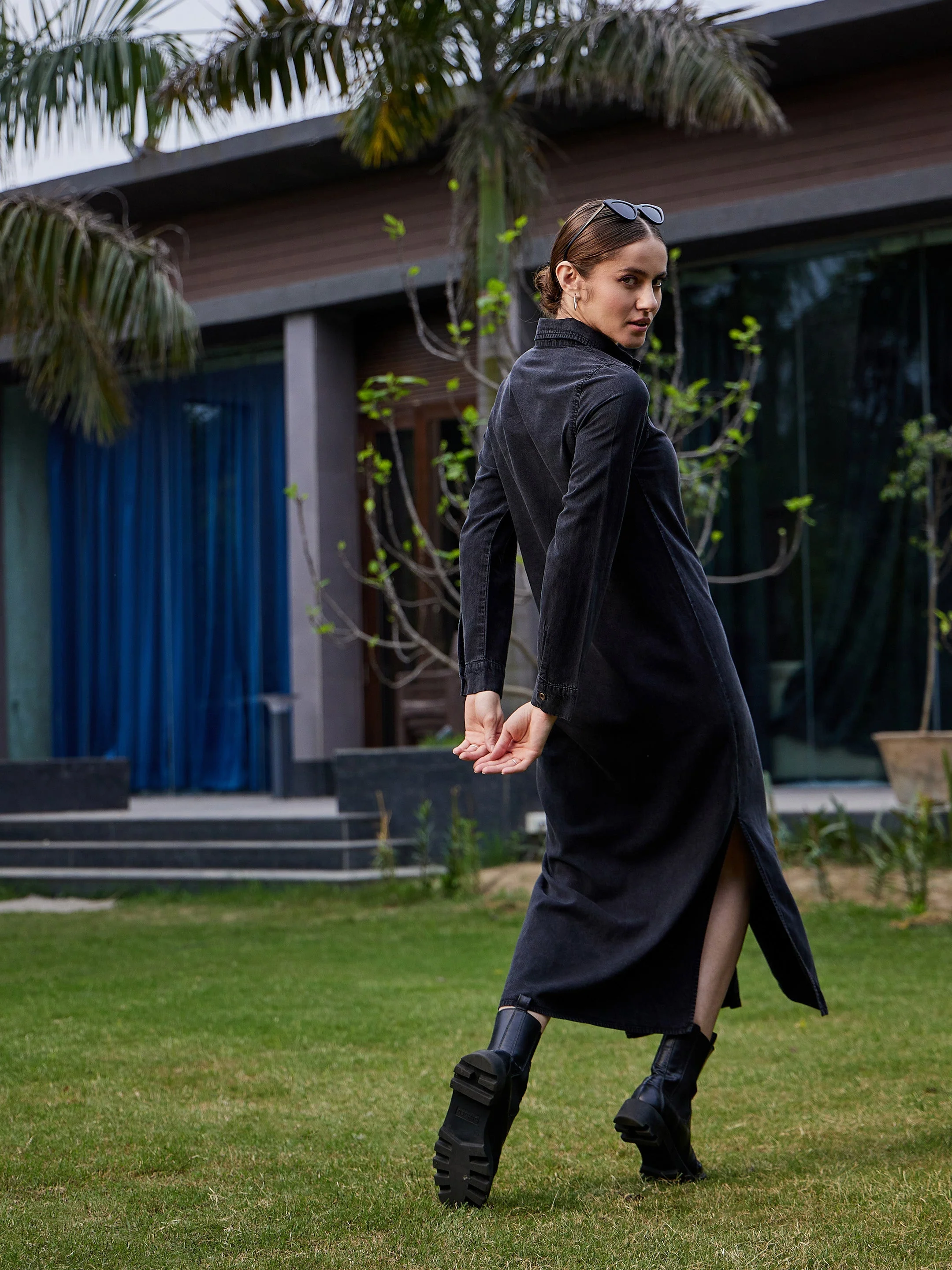 Women Black Acid Wash Tencel Maxi Shirt Dress - Image 2