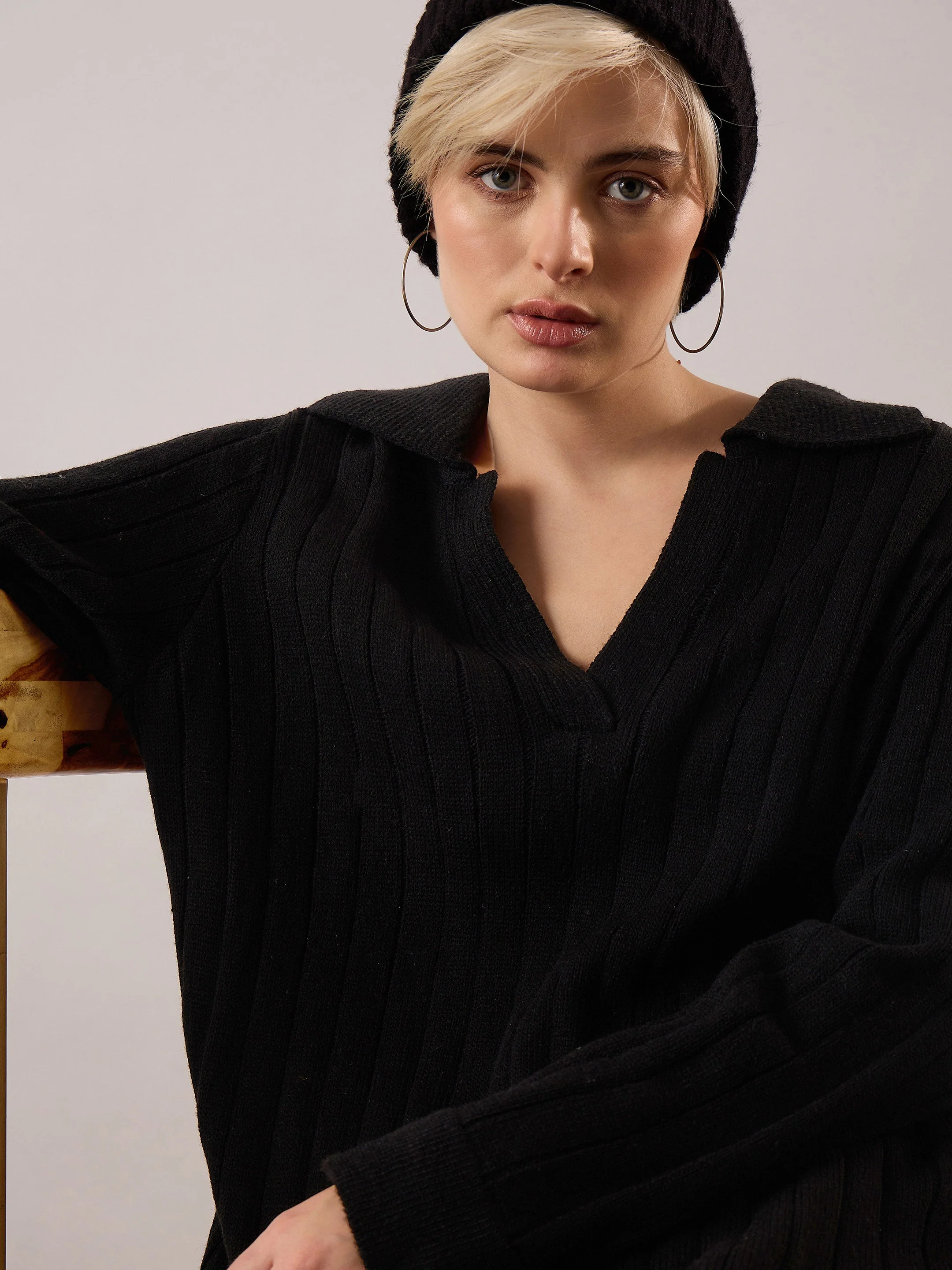 Women Black Acrylic Wool Collar Midi Dress - Image 4