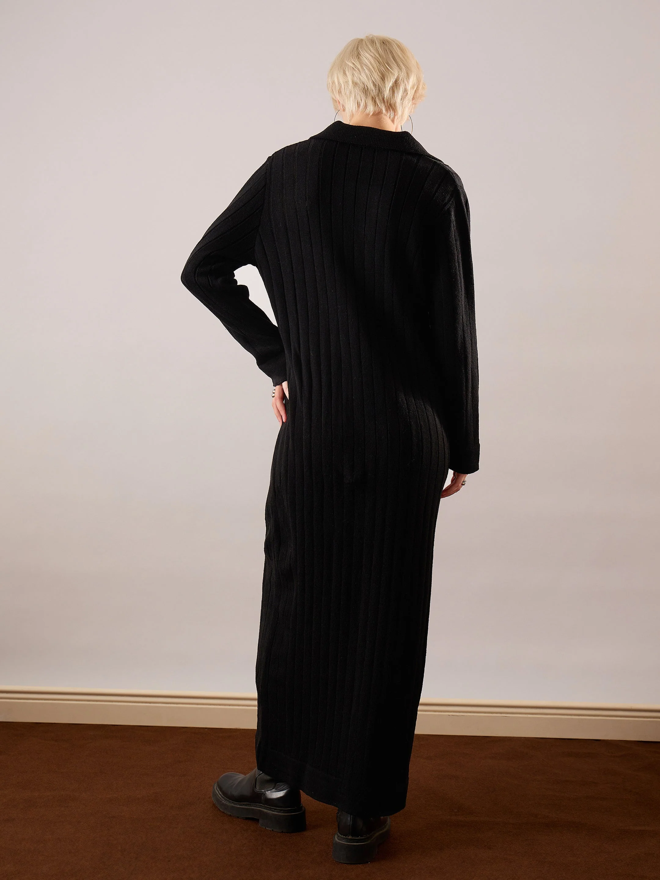 Women Black Acrylic Wool Collar Midi Dress - Image 5