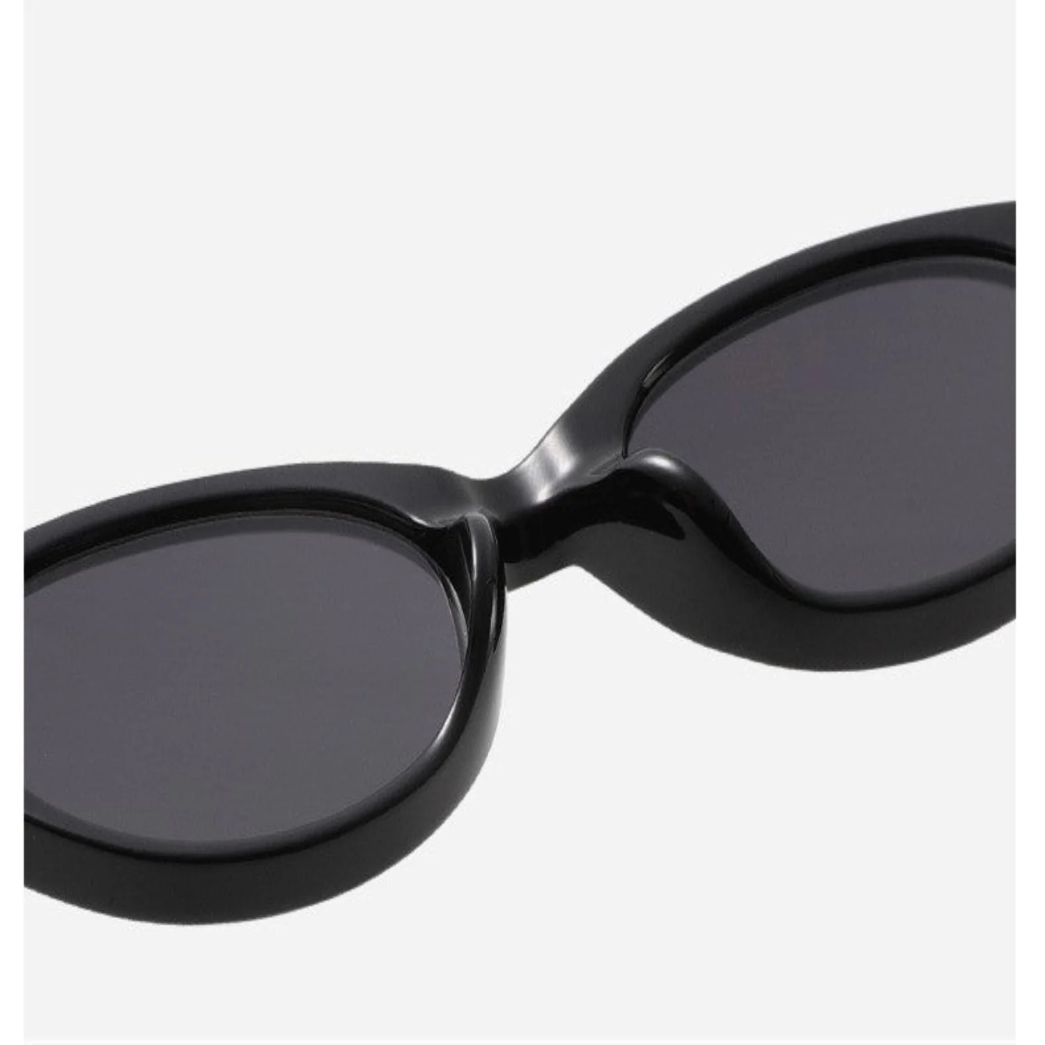 Women Black And Silver Oval Dual Tone Sunglasses - Image 2