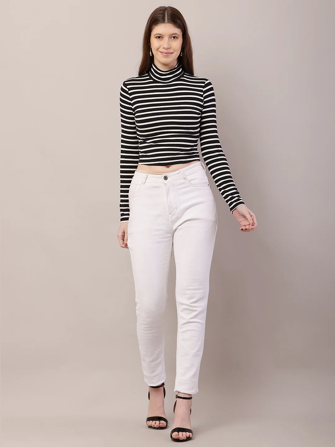 Women Black and White Crop Top - Image 3