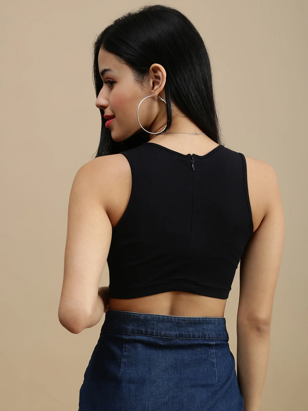 Women Black Athleisure Top - Image 4
