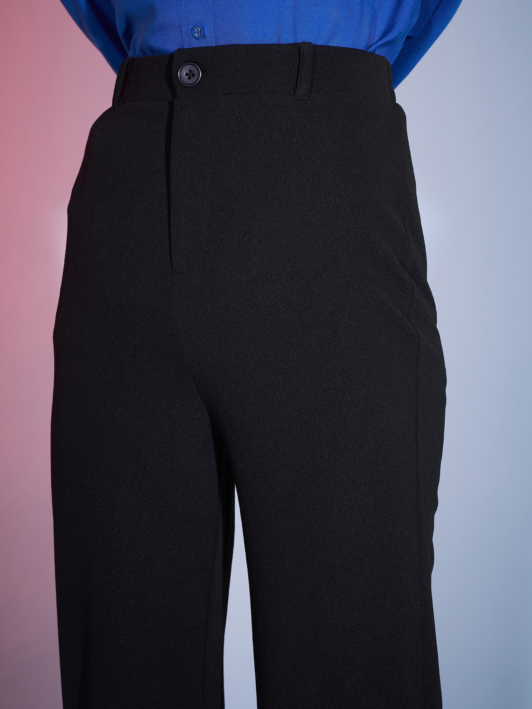 Women Black Bell Bottom Kick Pleats Knitted Pants - Image 4