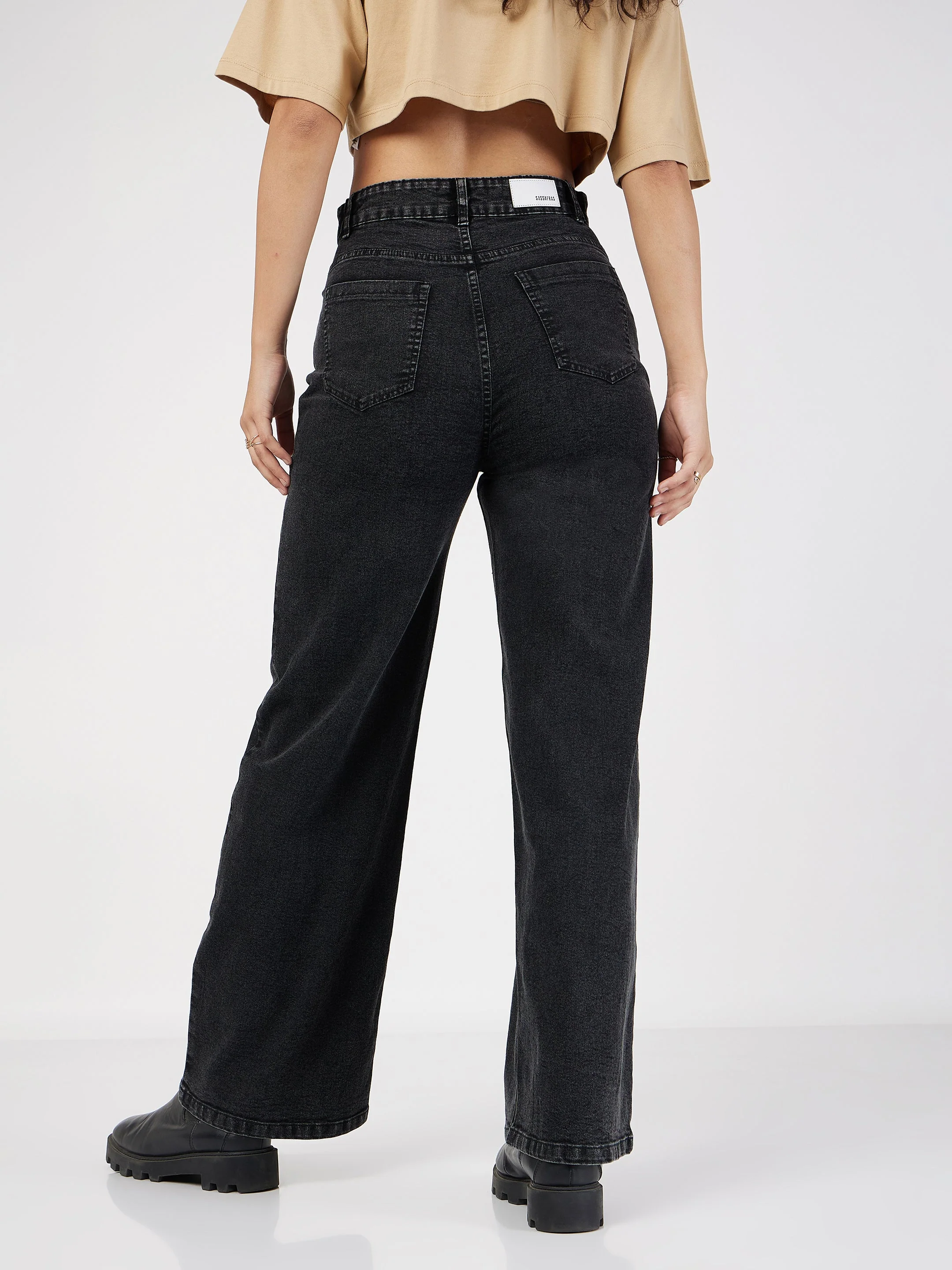 Women Black Bone Pocket Straight Jeans - Image 5