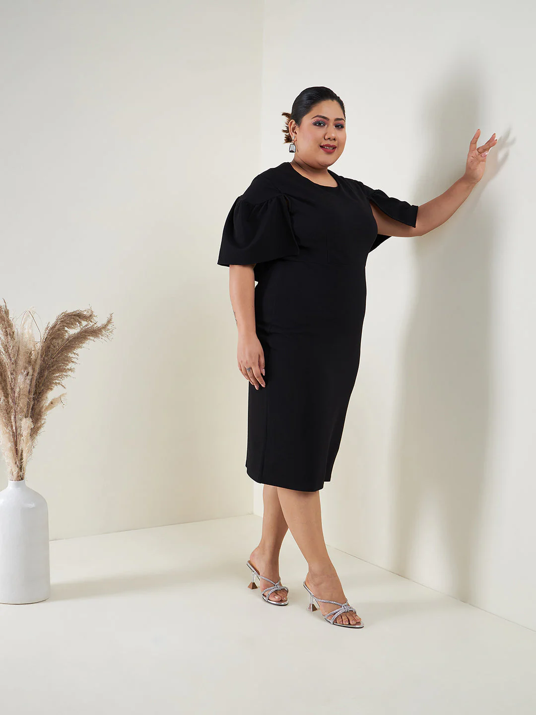 Women Black Cape Sleeves Bodycon Midi Dress - Image 4