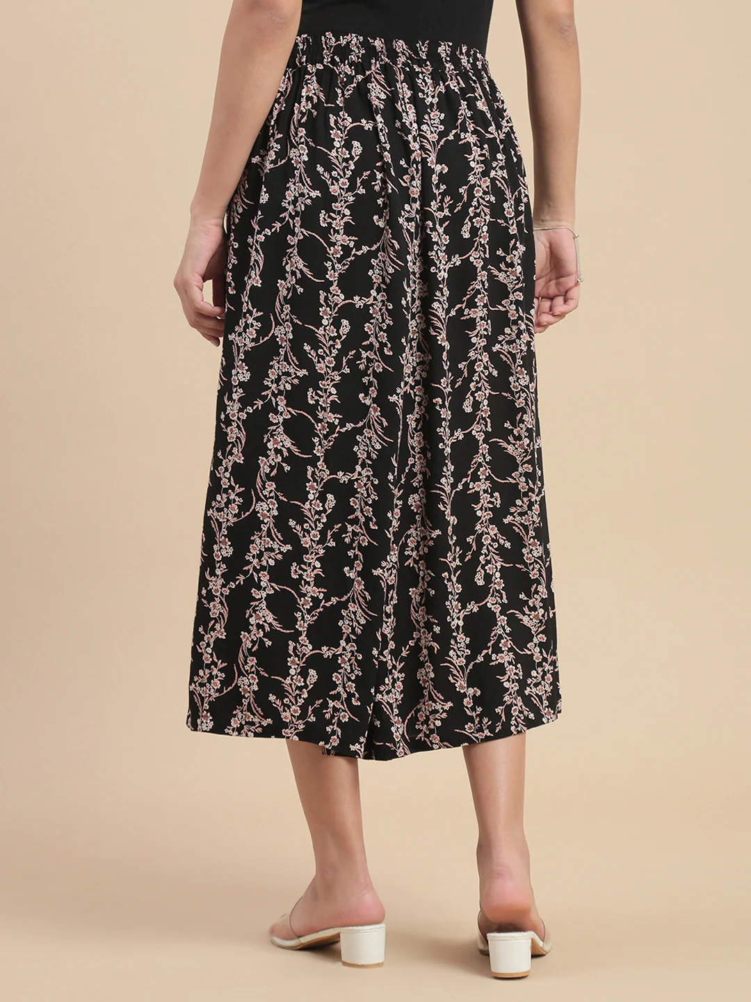 Women Black Casual Culottes - Image 3
