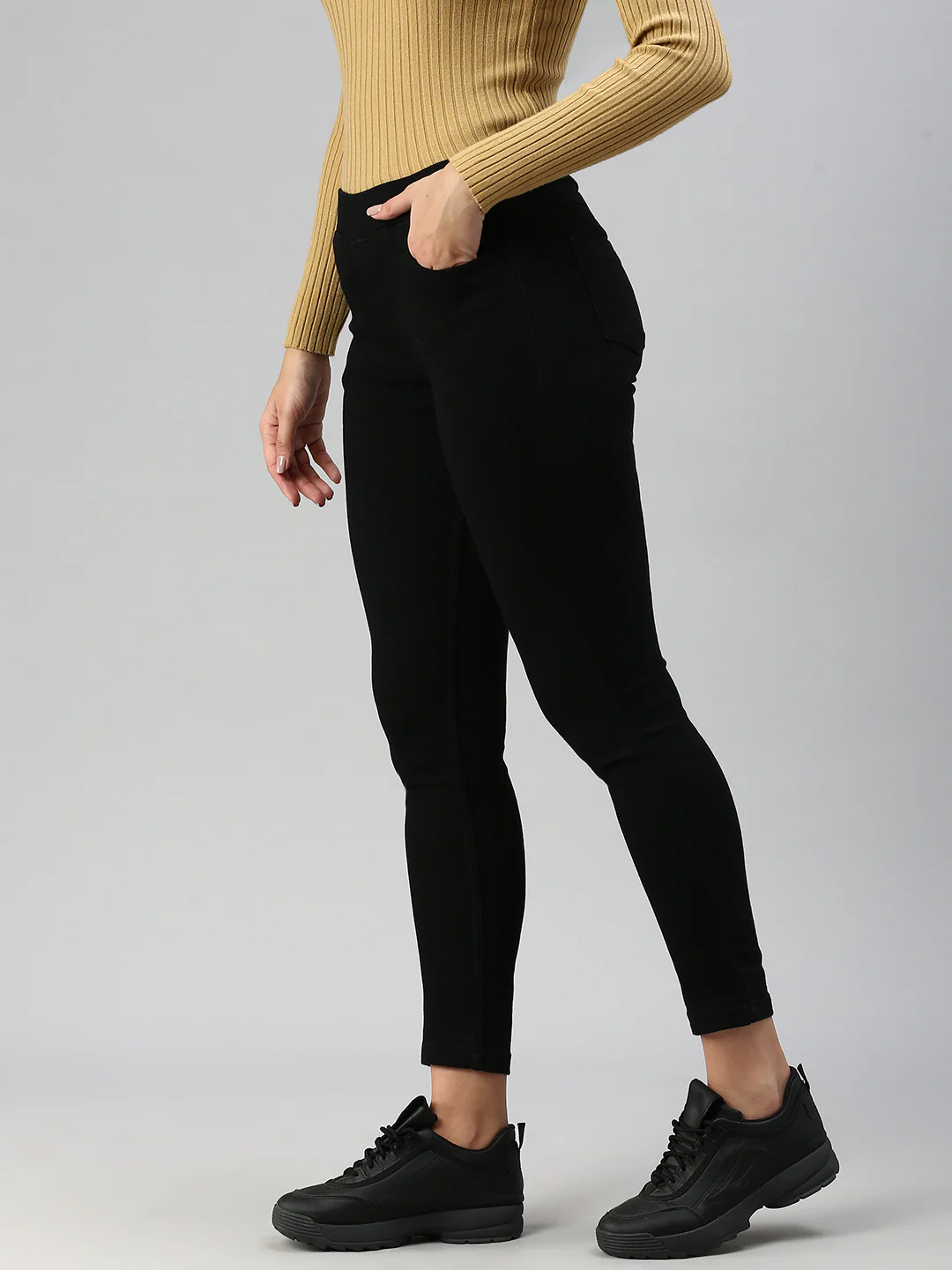 Women Black Casual Legging - Image 2