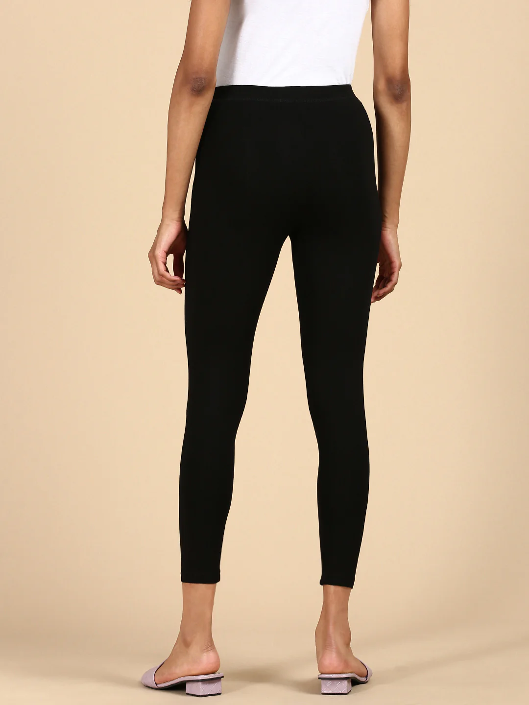 Women Black Casual Leggings - Image 4