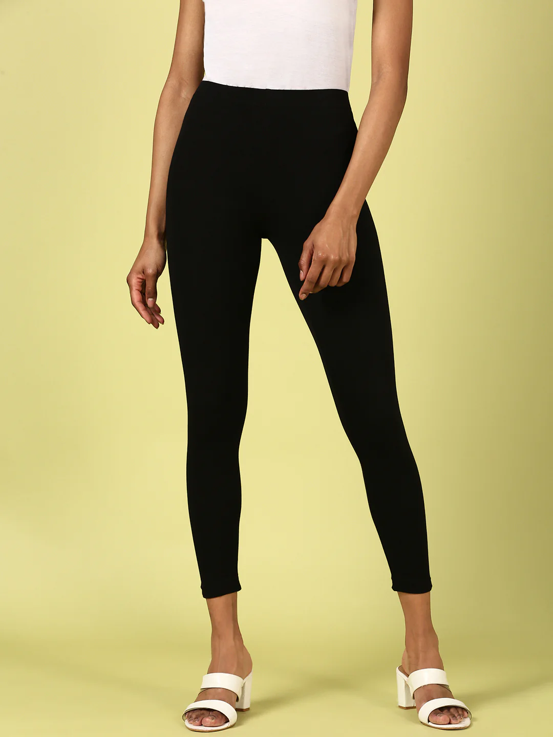 Women Black Casual Leggings - Image 2