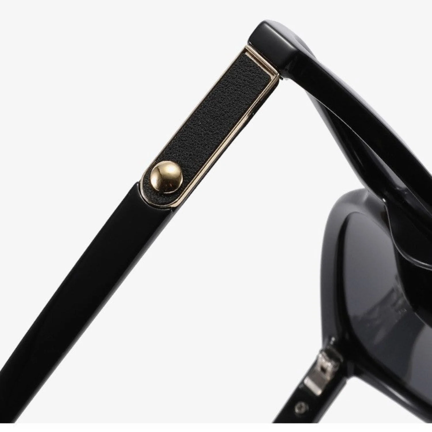 Women Black Cat Eye Sunglasses - Image 2
