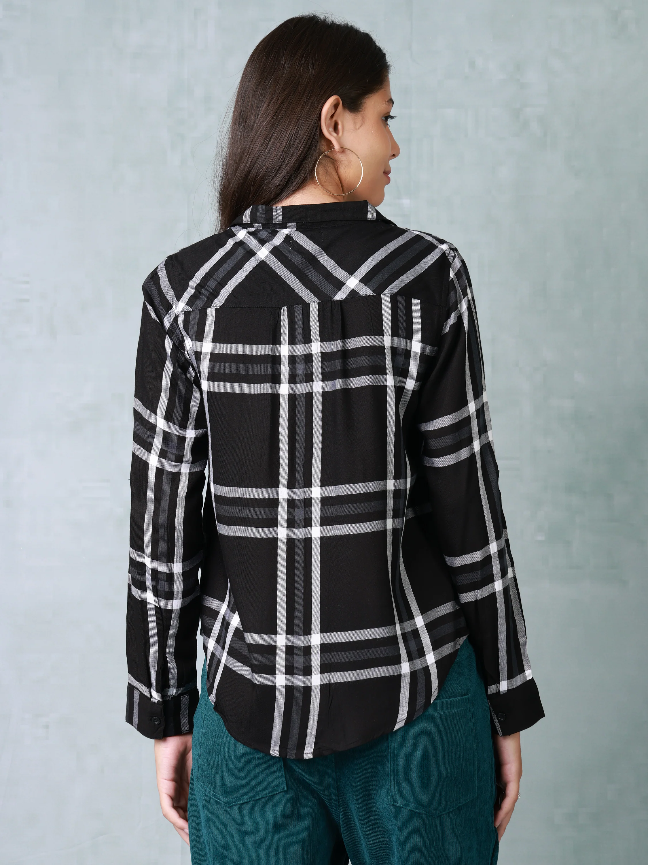Women Black Check Shirt - Image 4
