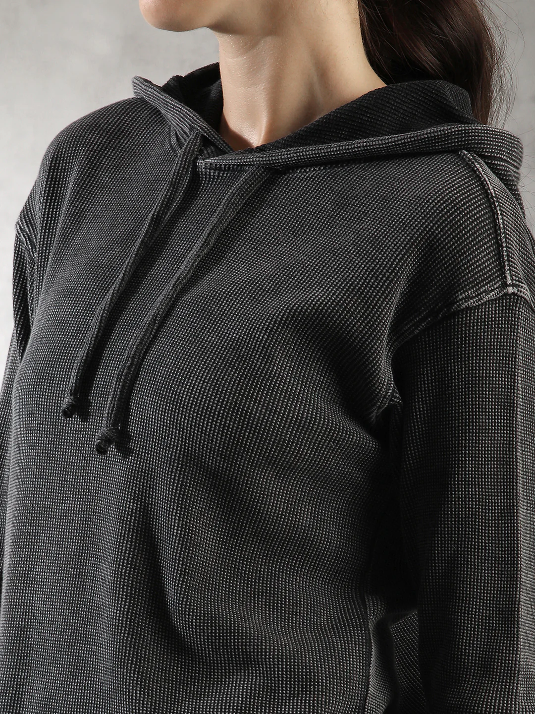 Women Charcoal Ribbed Hoodie - Image 6