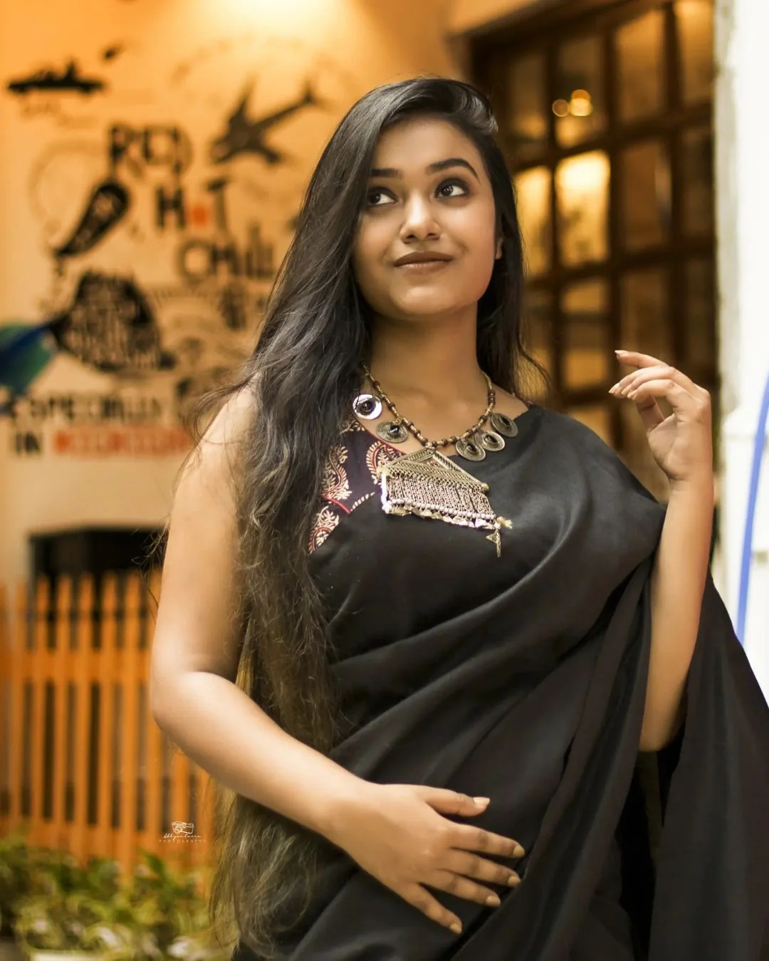 Women Black Cotton Saree - Image 2